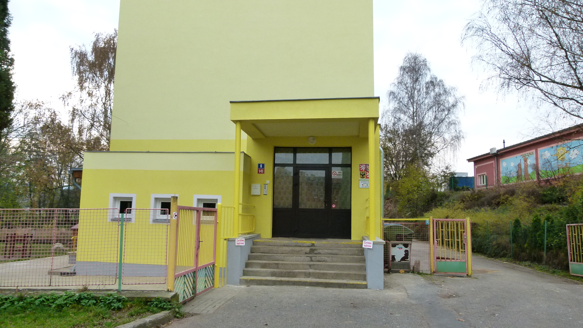 2. MŠ Karlovy Vary - Kpt. Jaroše foto 2