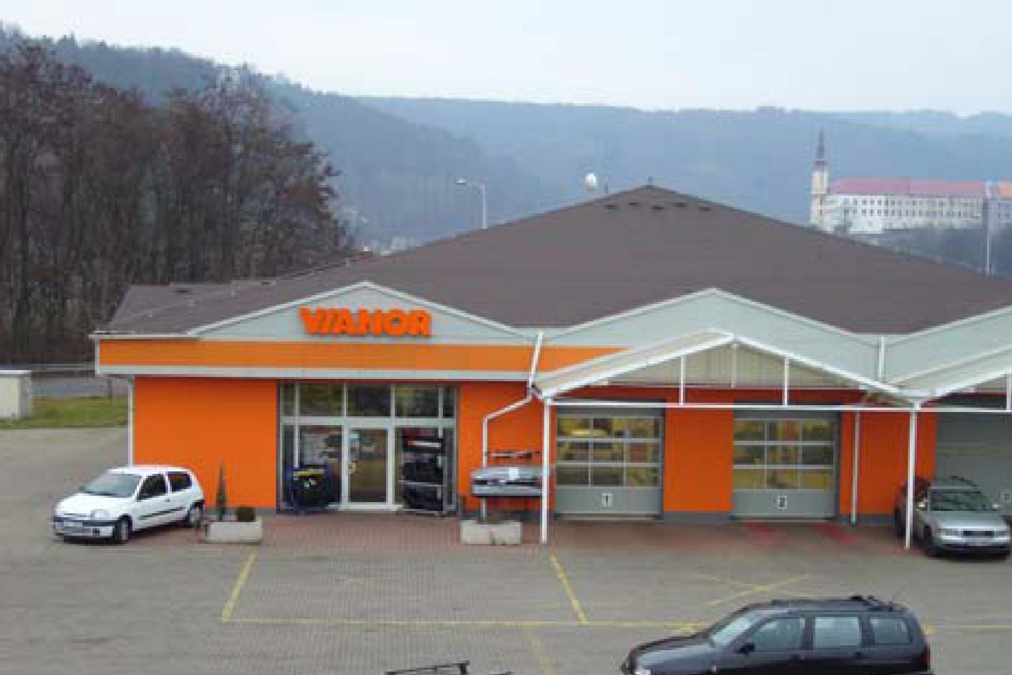 AUTO - PNEU CENTRUM VIANOR
