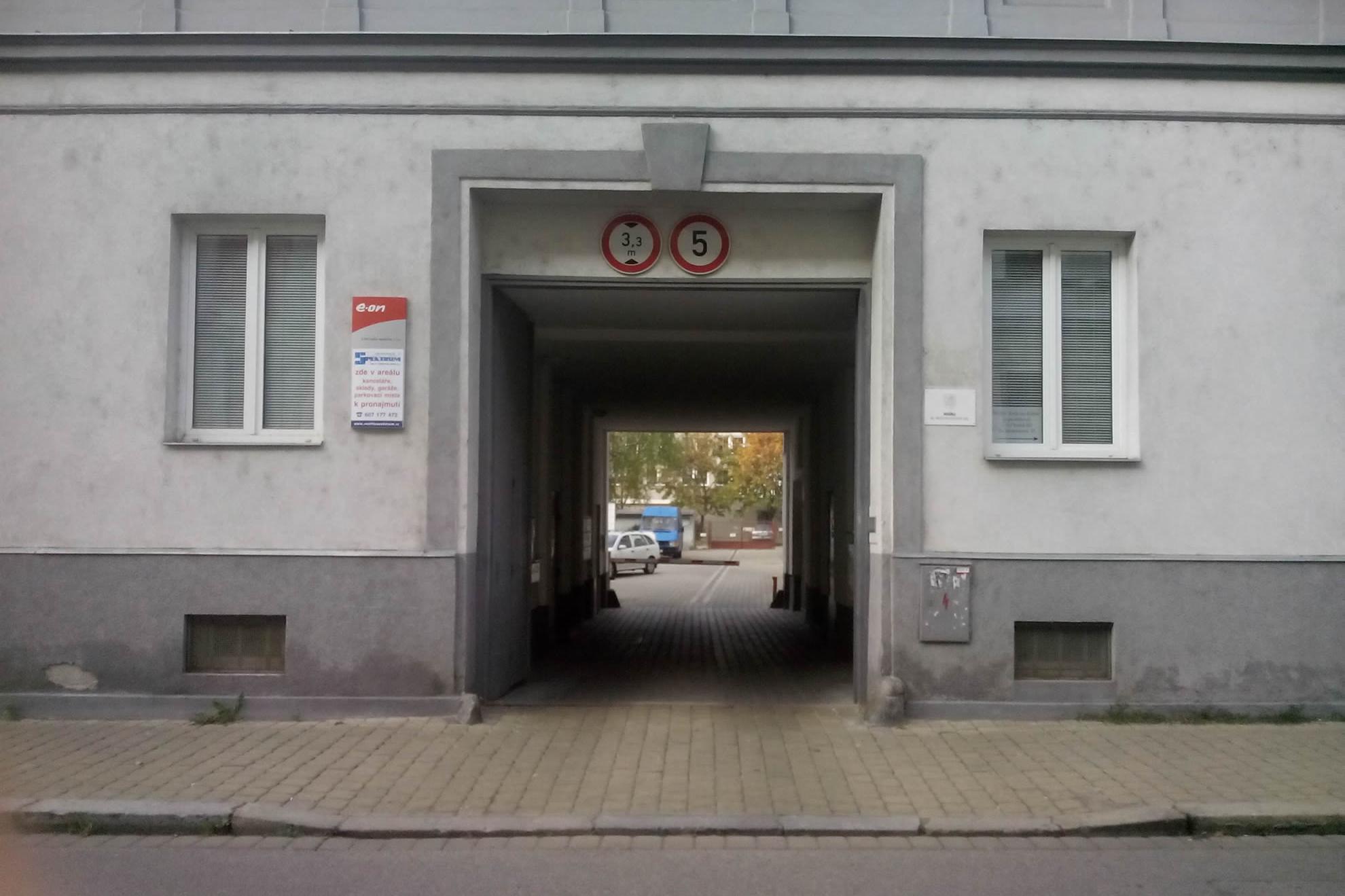 Mgr. Vosátková Magdalena, MBA - notářka