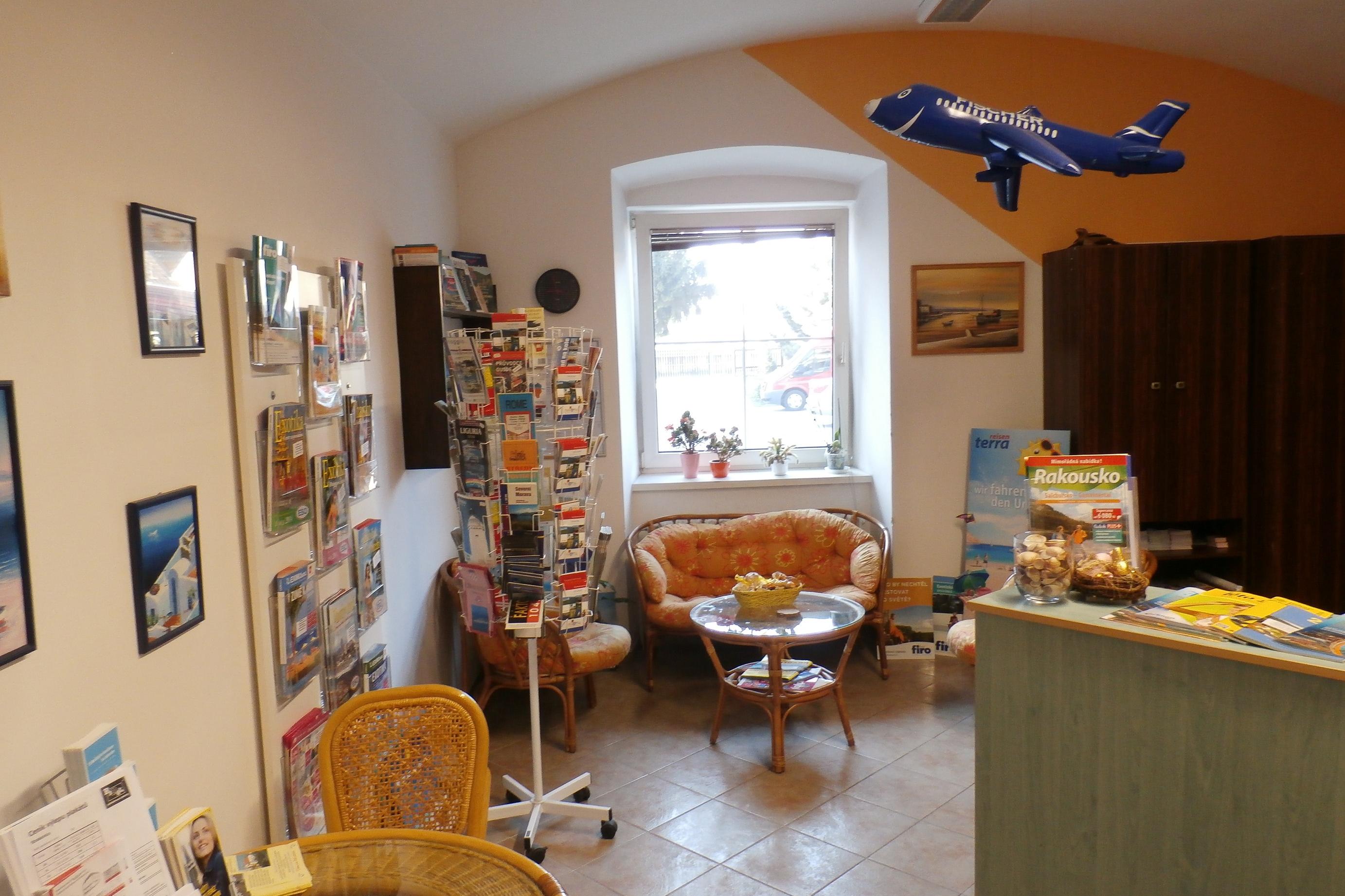 Cestovní kancelář Strakotour