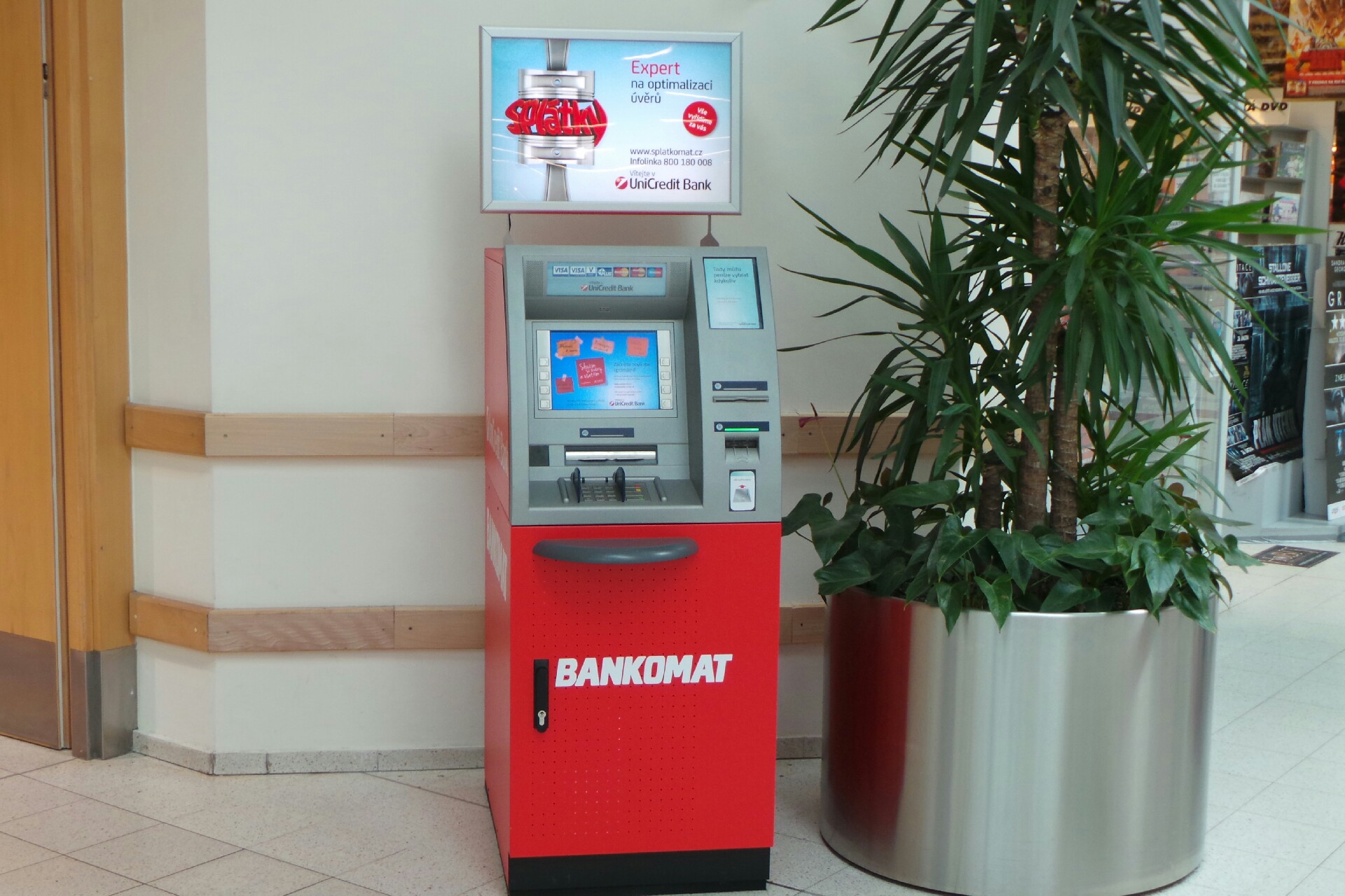Bankomat UniCredit Bank Czech Republic