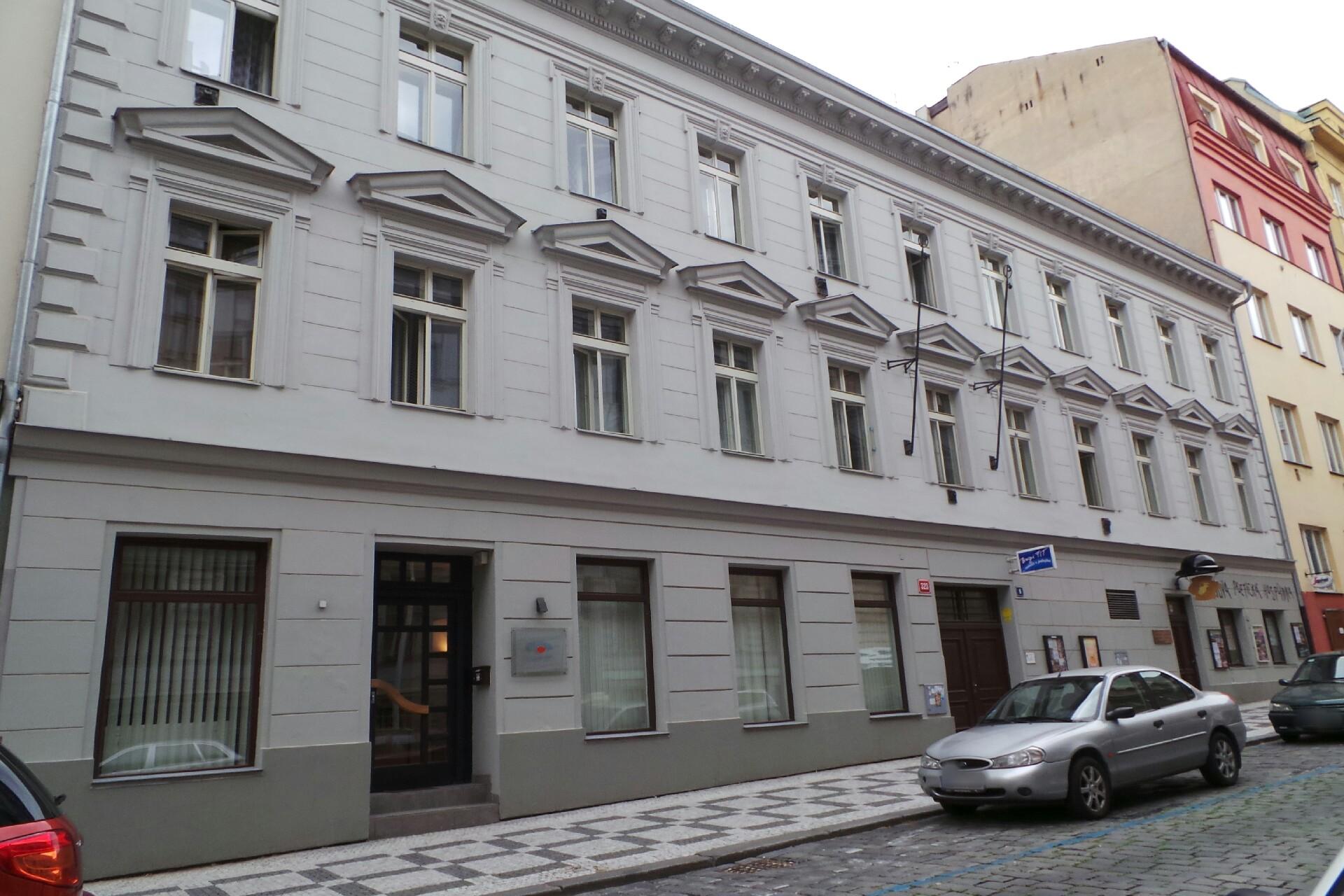 Bugi FIT - Simona Hanáková