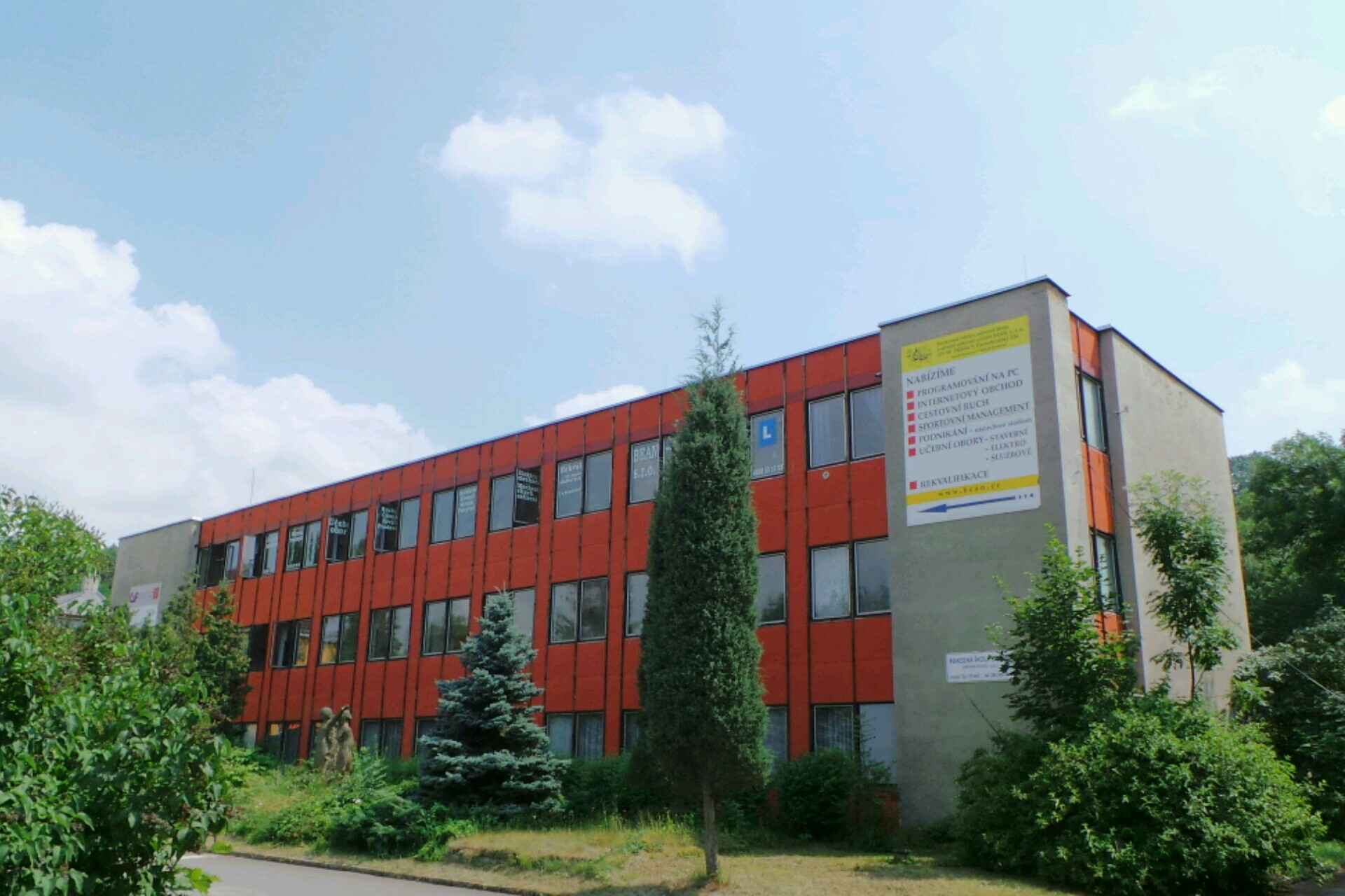 Střední škola kosmetiky a hotelnictví BEAN, s.r.o.