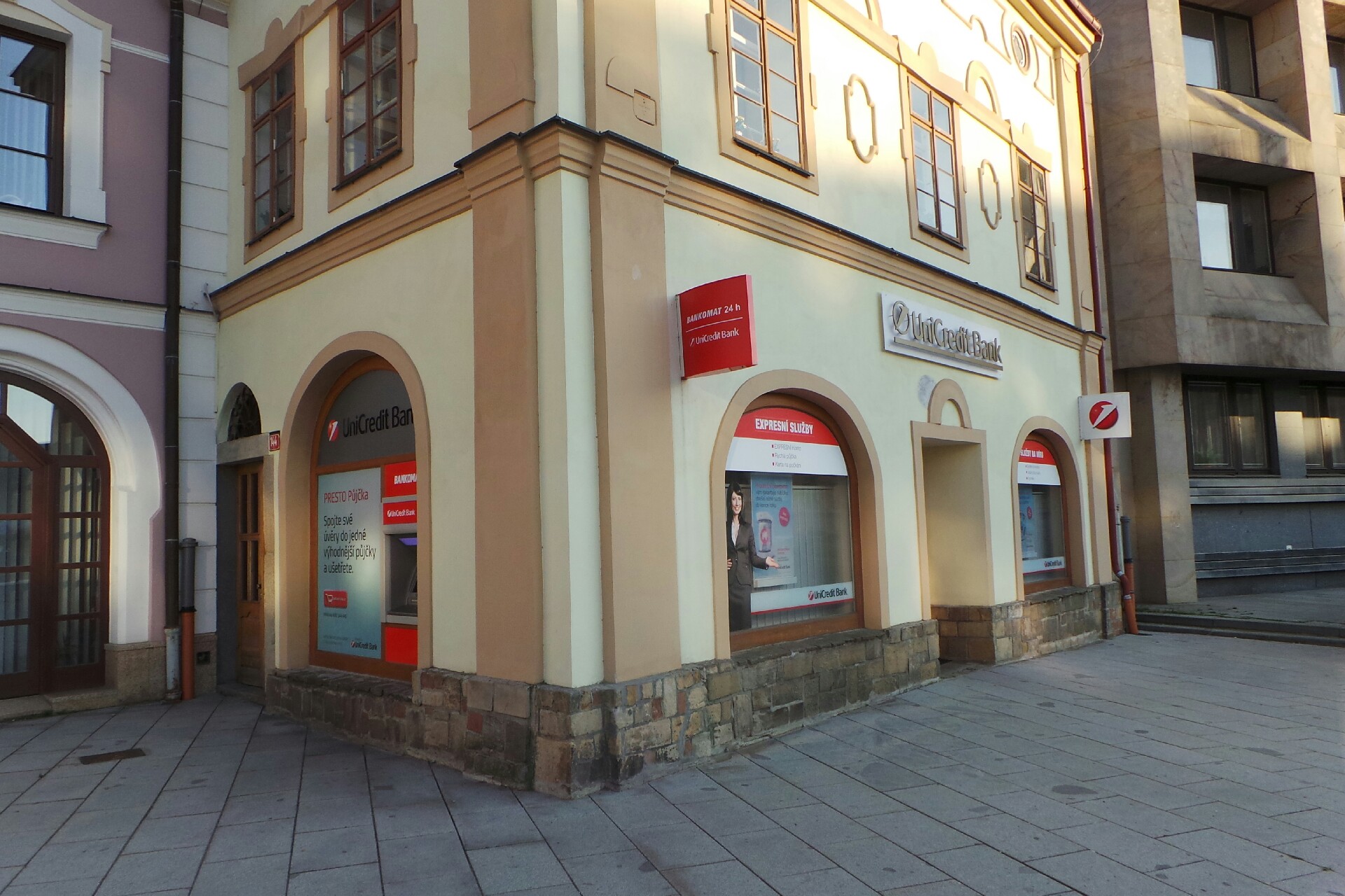 Bankomat UniCredit Bank Czech Republic