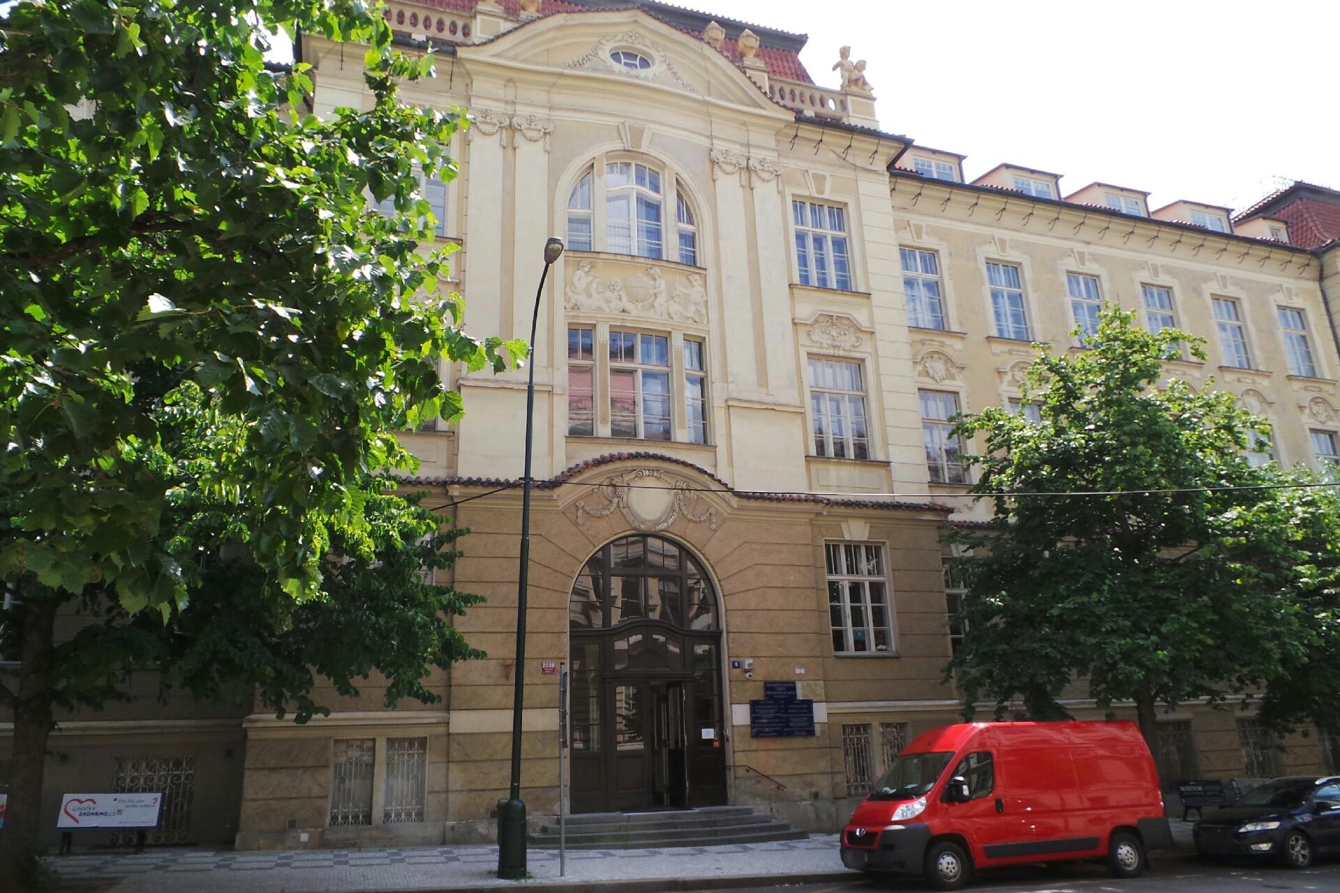 Katedra sociální geografie a regionálního rozvoje Přírodovědecké fakulty - Univerzita Karlova