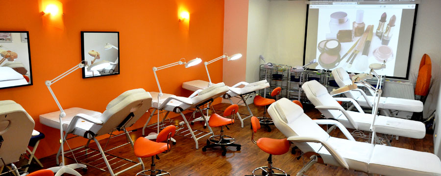 Kurzy kosmetiky - DEXTER ACADEMY foto 4