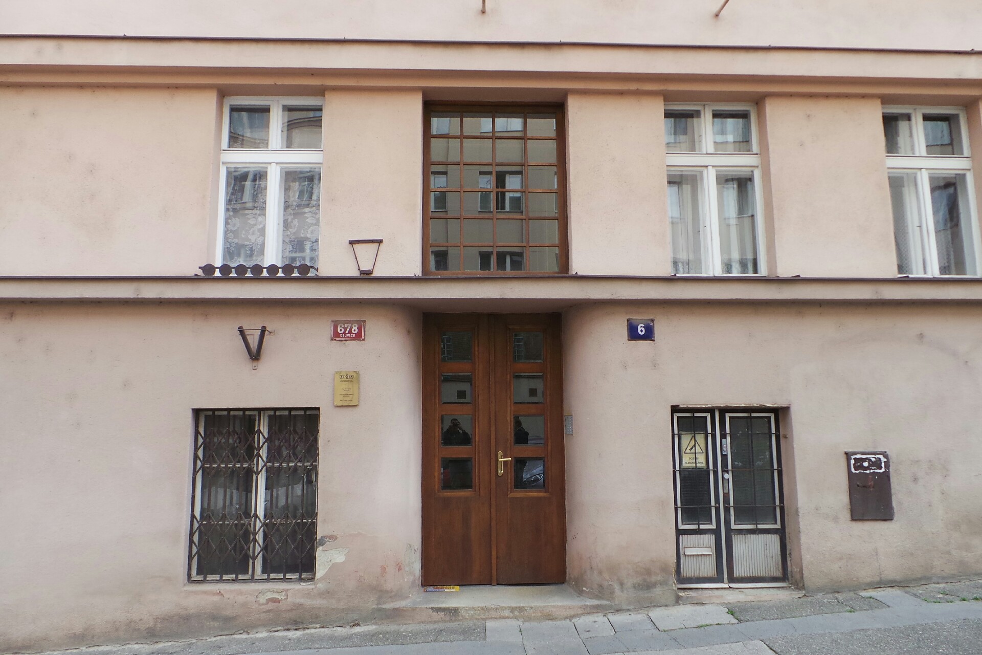 Mgr. Luboš Kučírek, advokát