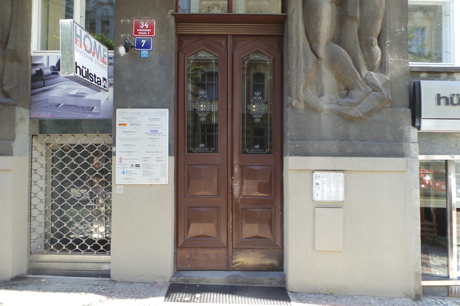 J.P.M. INTERNATIONAL, spol. s r.o.