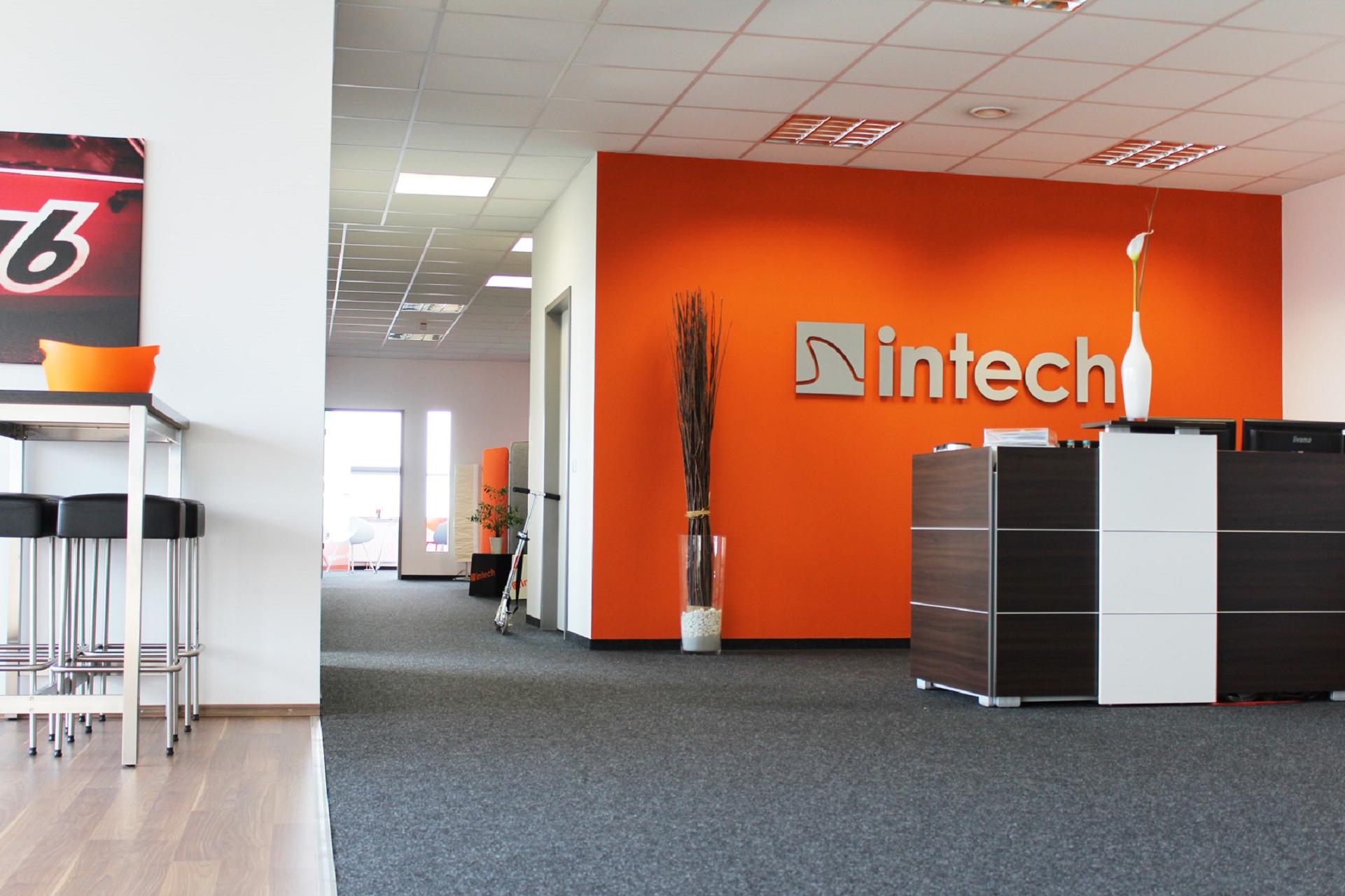 in-tech Automotive Engineering