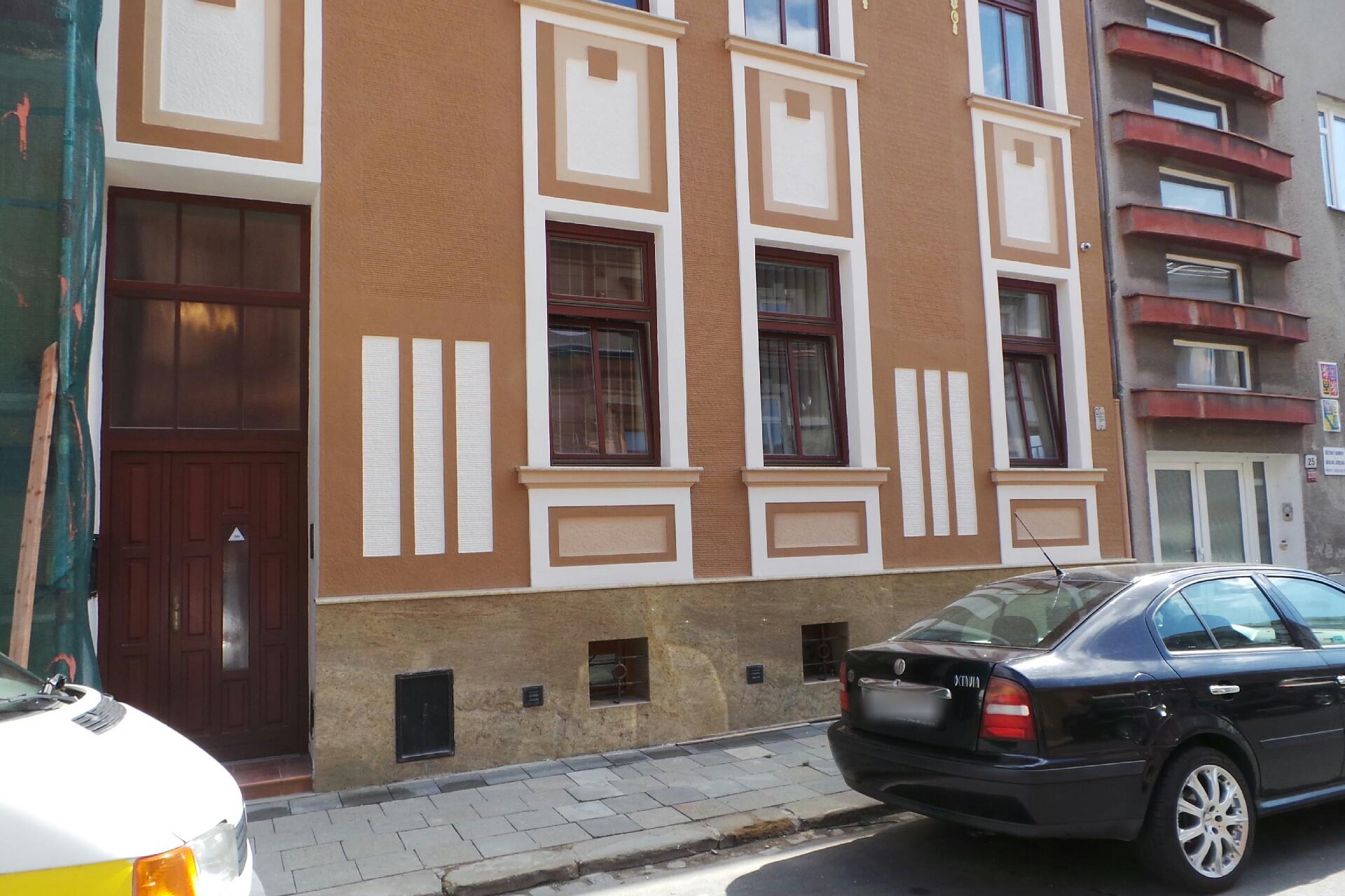 MUDr. Lenka Stáňová