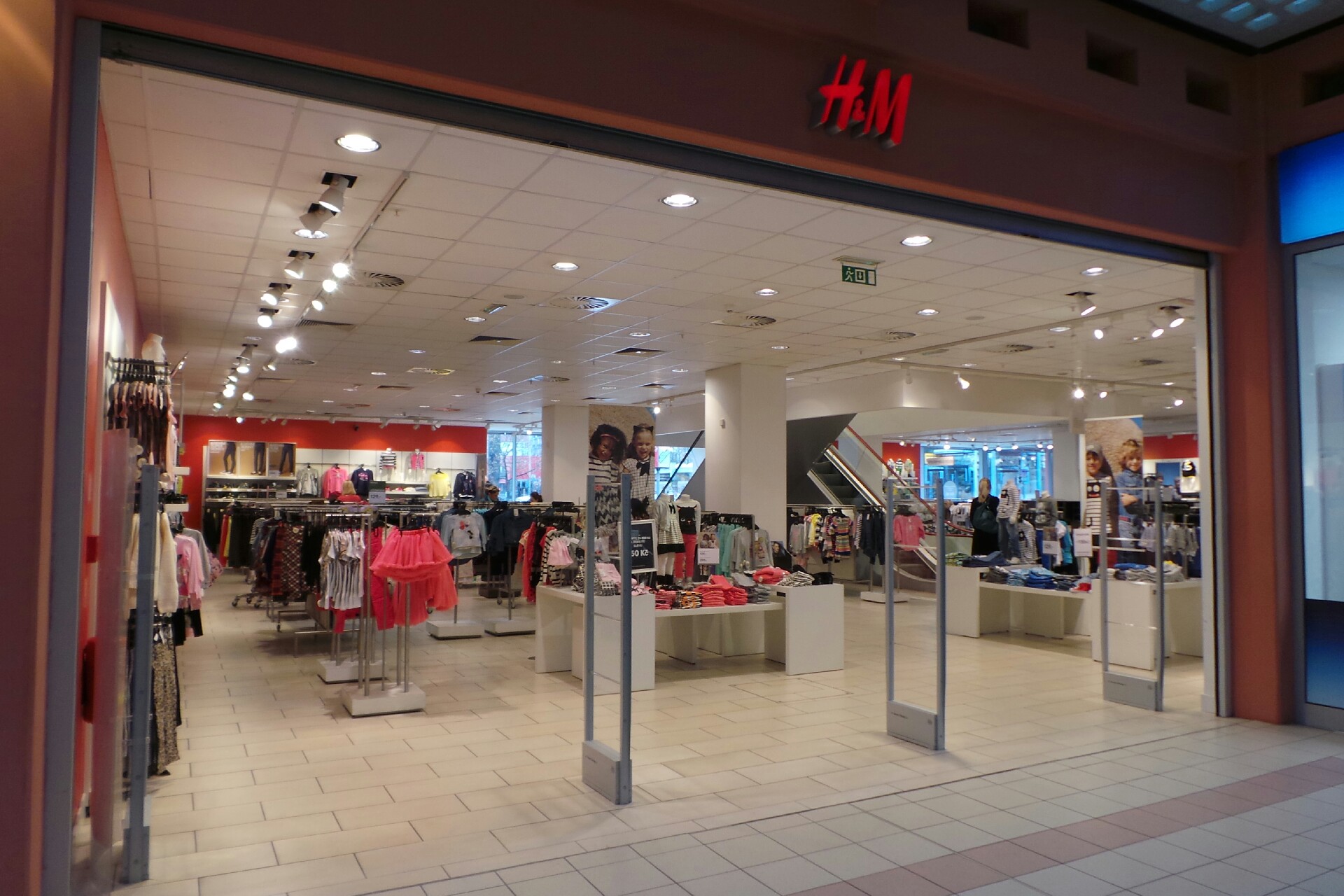 H & M foto 3