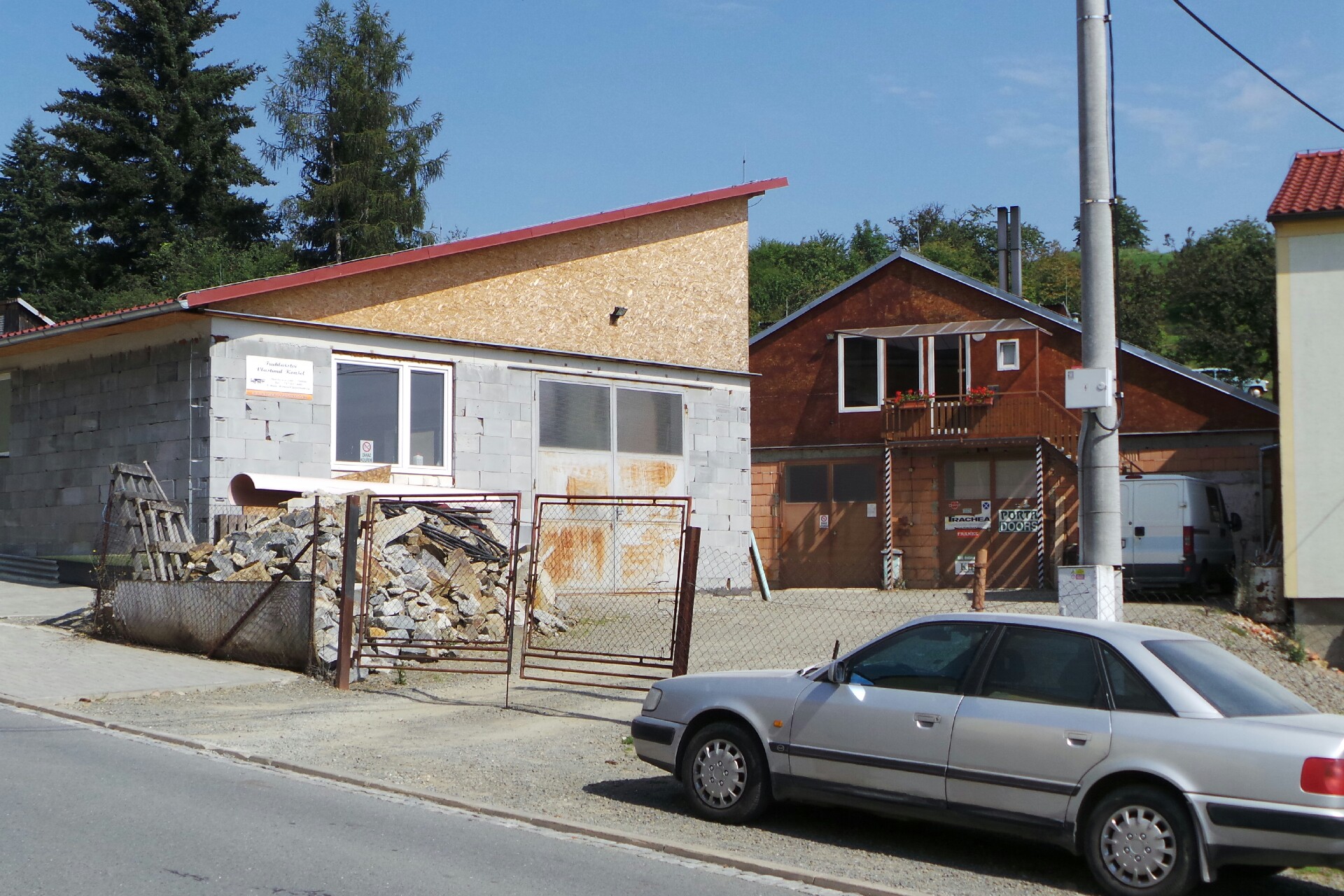 TRUHLÁŘSTVÍ KONŠEL