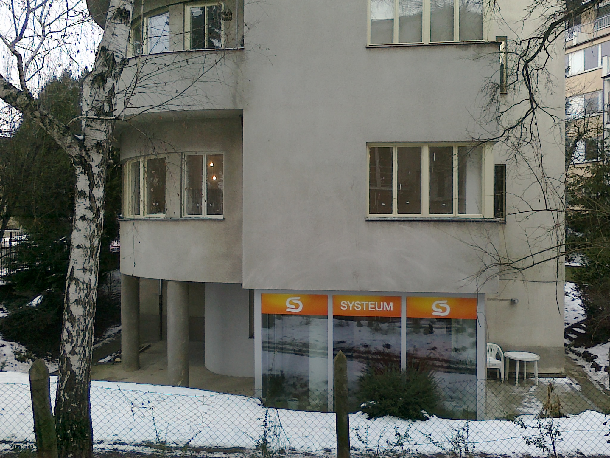 ADVISORS and BROKERS SERVICE, a.s.