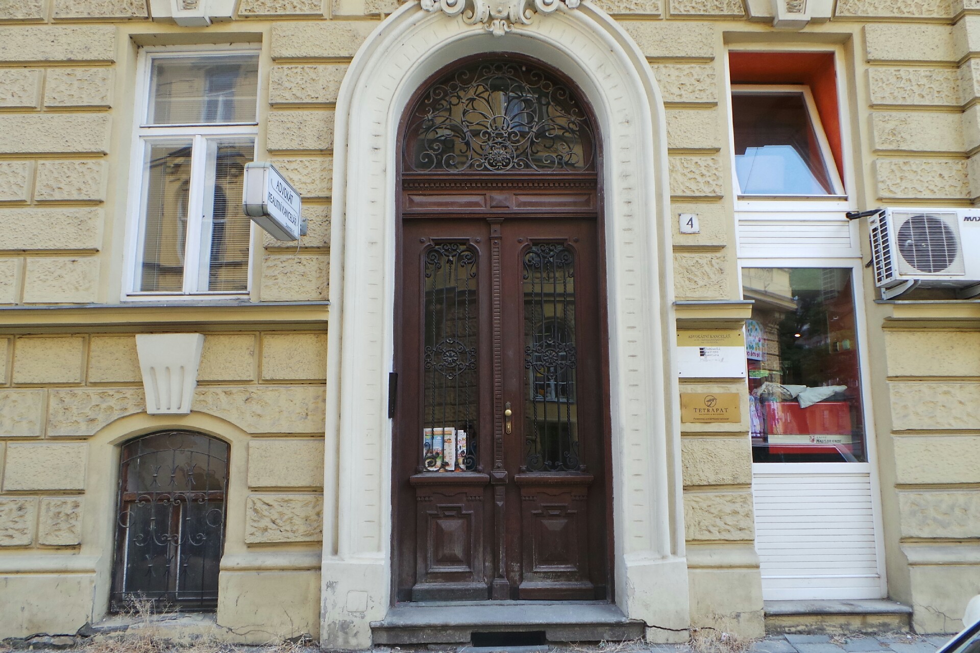 JUDr. Vladislava Rapantová