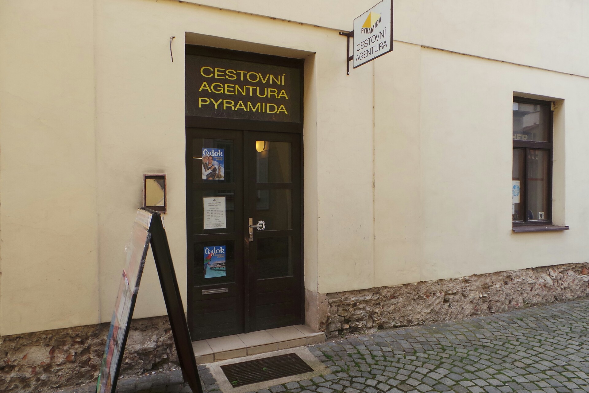 Cestovní agentura Pyramida