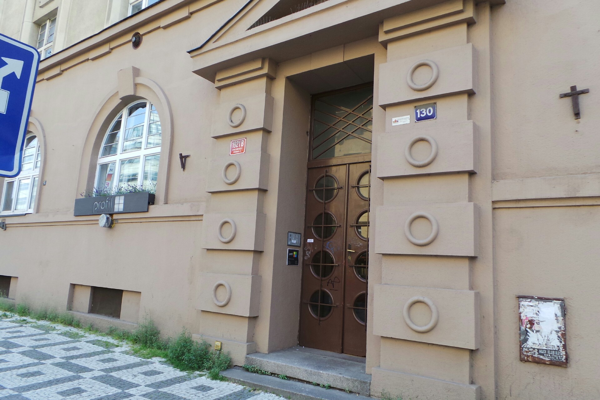 PROFIL NÁBYTEK, a.s.