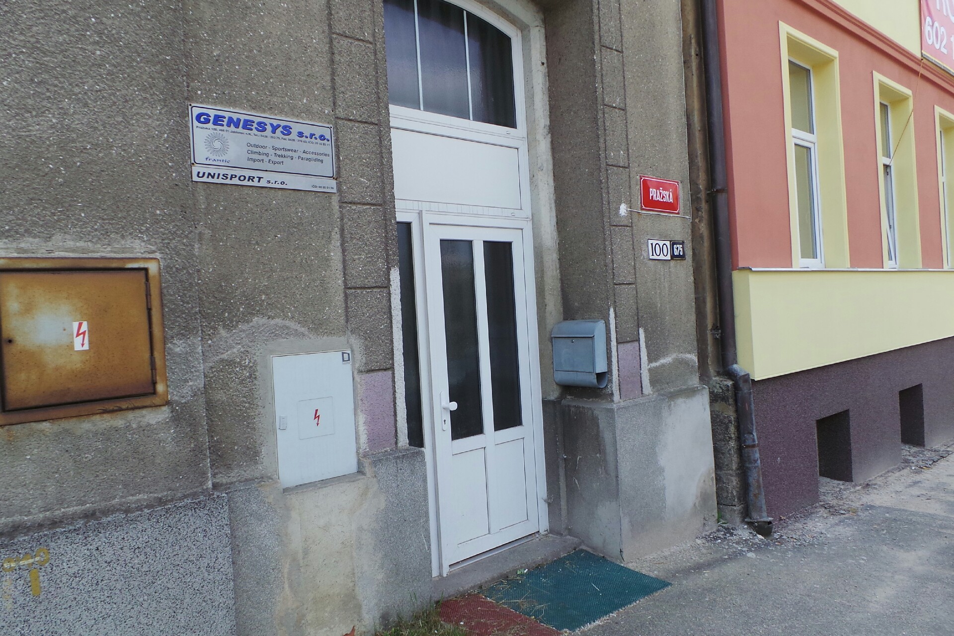 Genesys s.r.o.,  Frantic sportswear foto 2