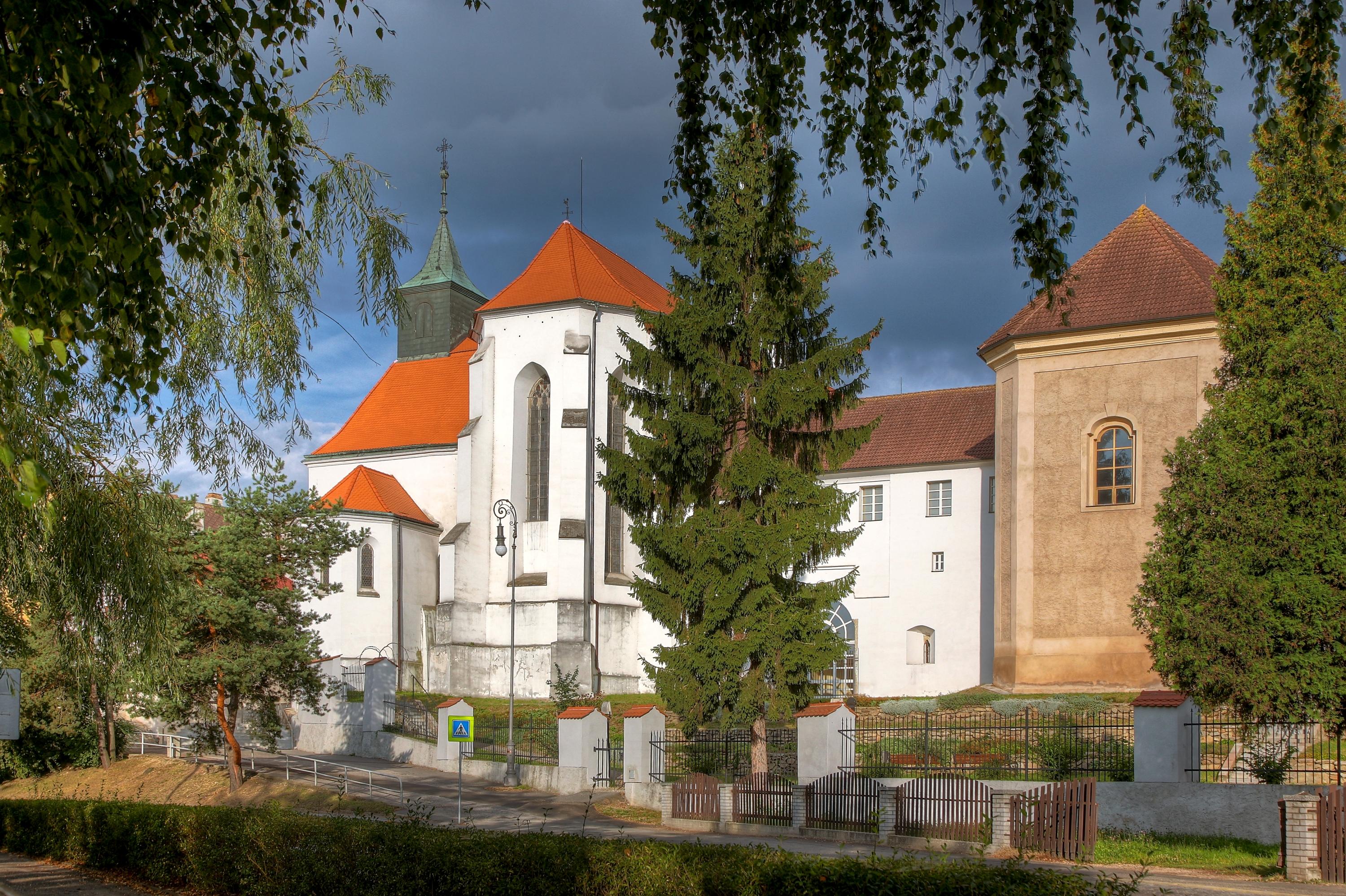 Kostel sv. Jana Křtitele a minoristký klášter