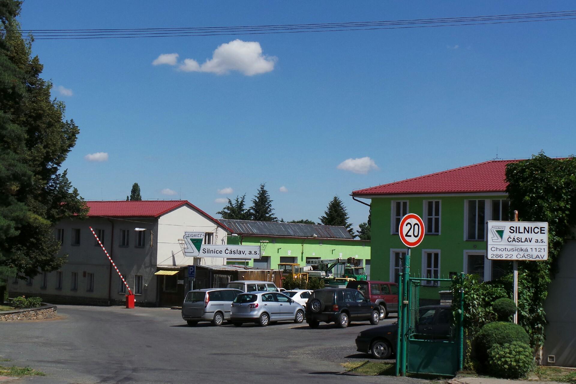 SILNICE ČÁSLAV - HOLDING, a.s.