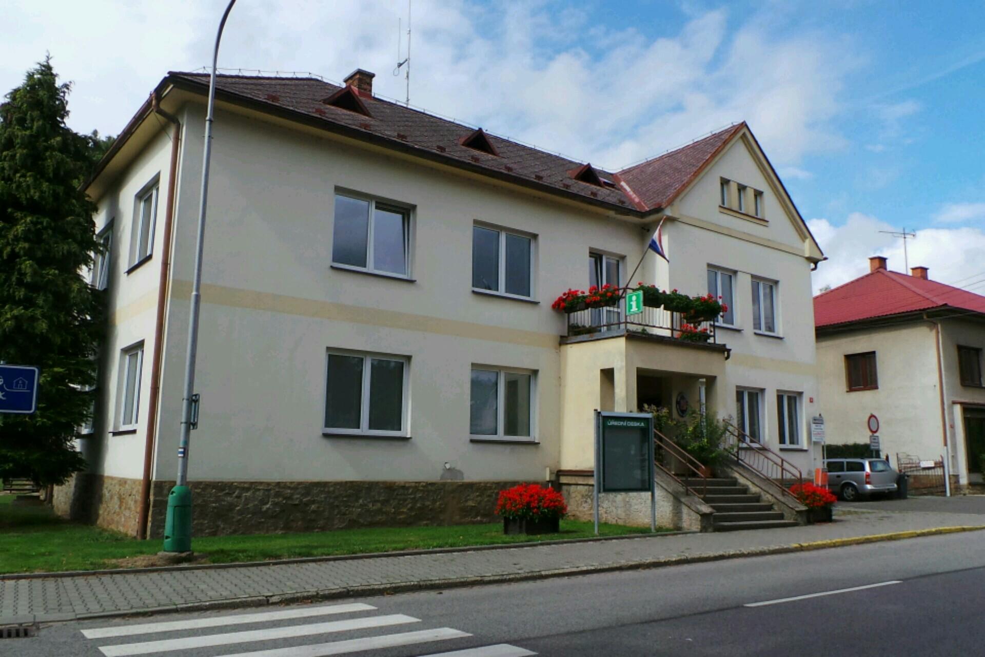 Knihovna Skuhrov nad Bělou