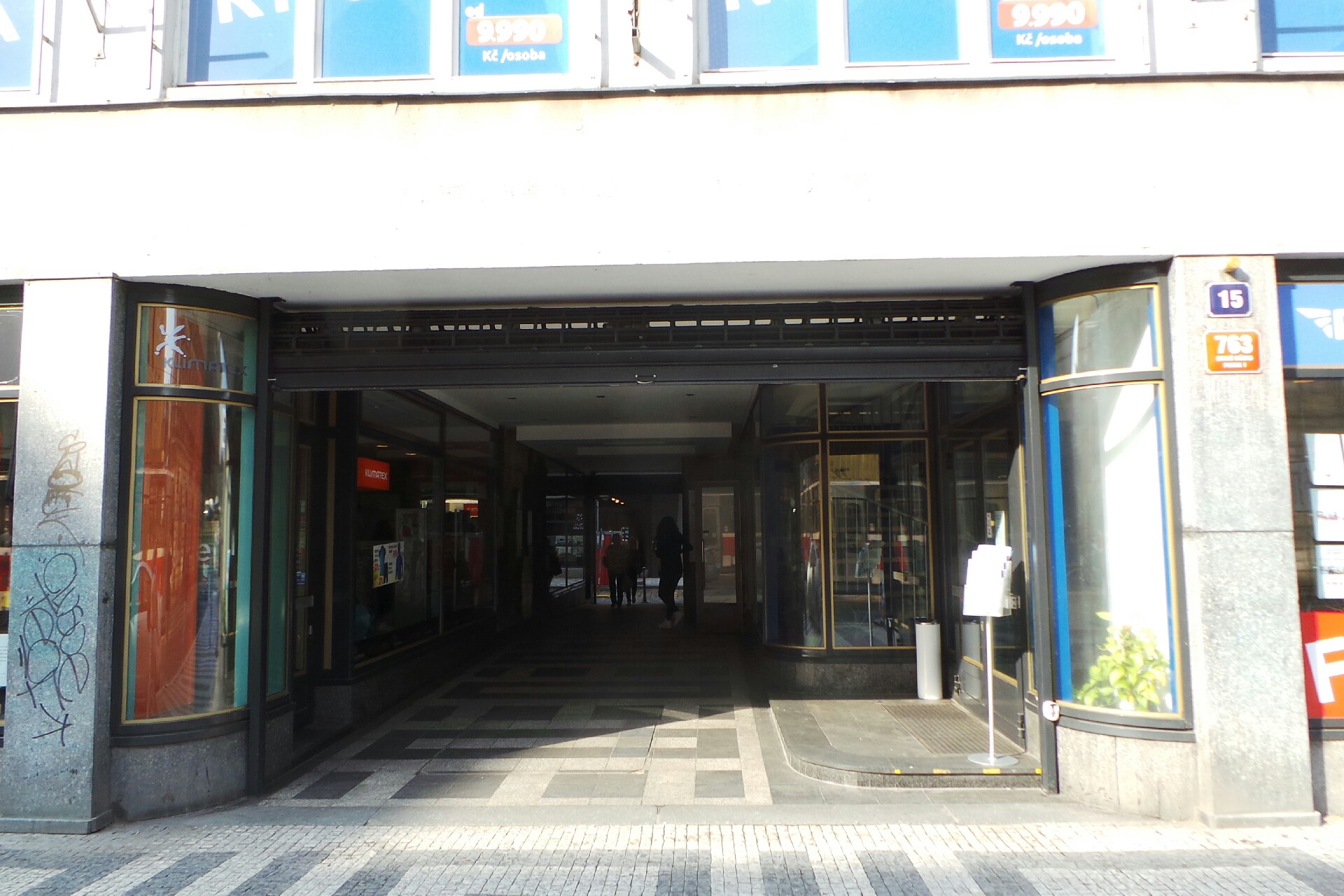 Mgr. Lenka Naxerová, advokátka