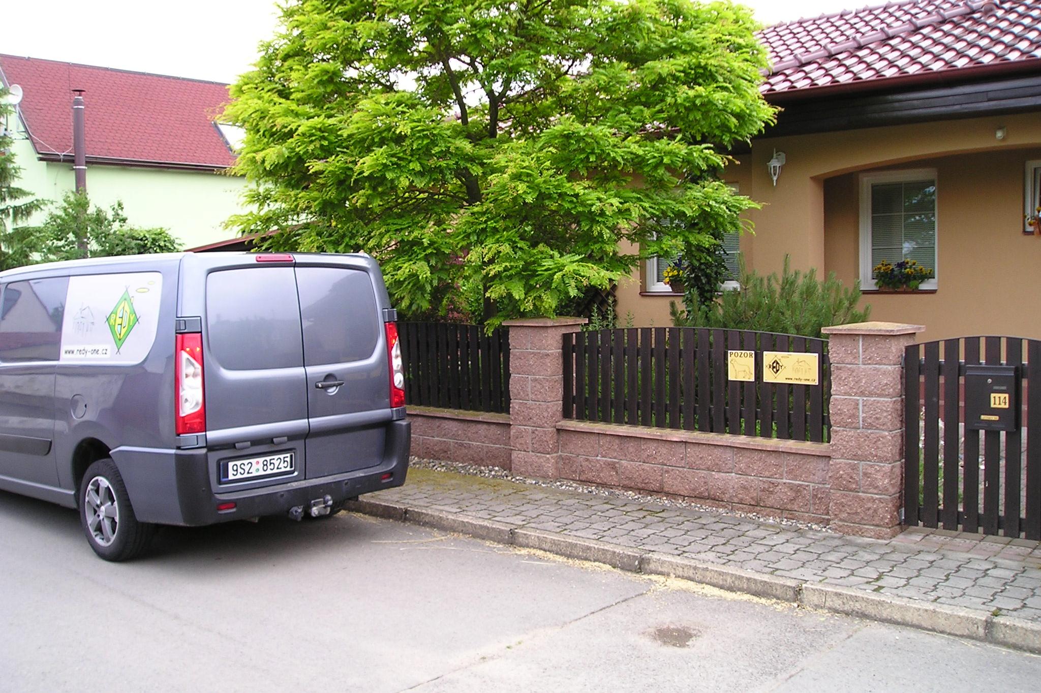 REDY - Provádění staveb a obchodu