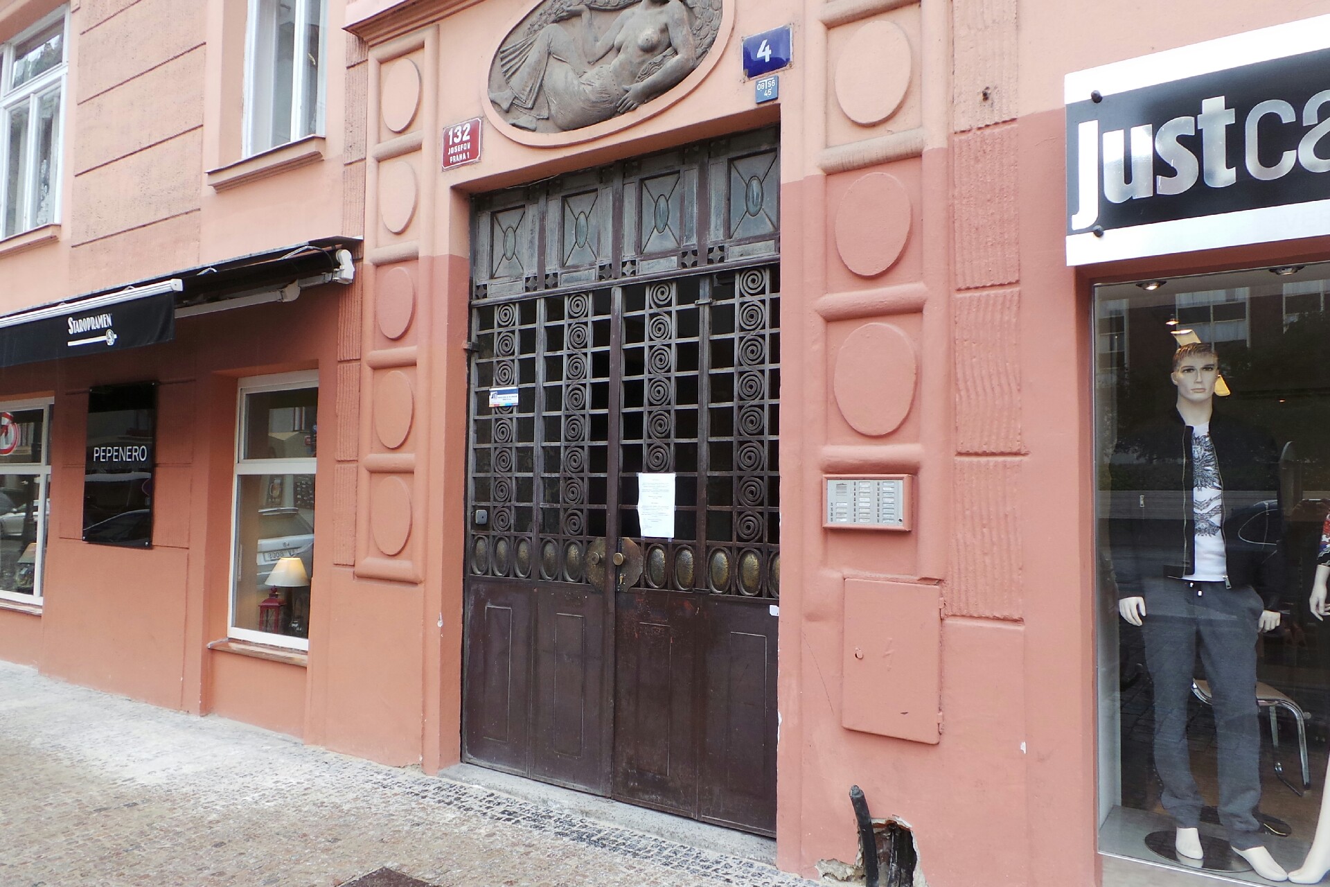 Mgr. David Zavadil, advokát