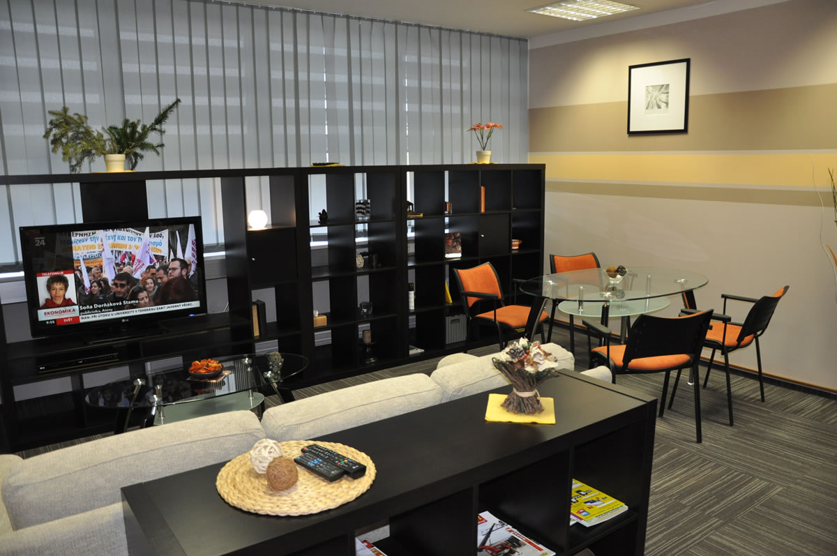 Scott & Weber - Zázemí na klíč foto 3