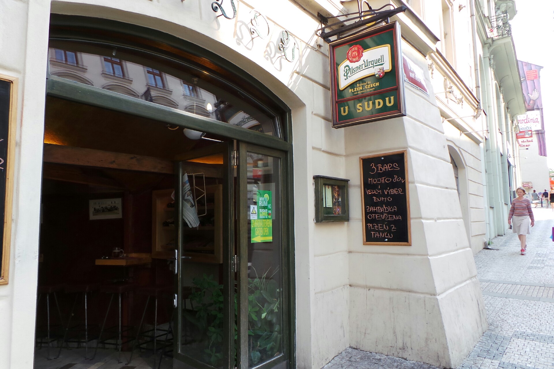 Vinárna U sudu foto 3