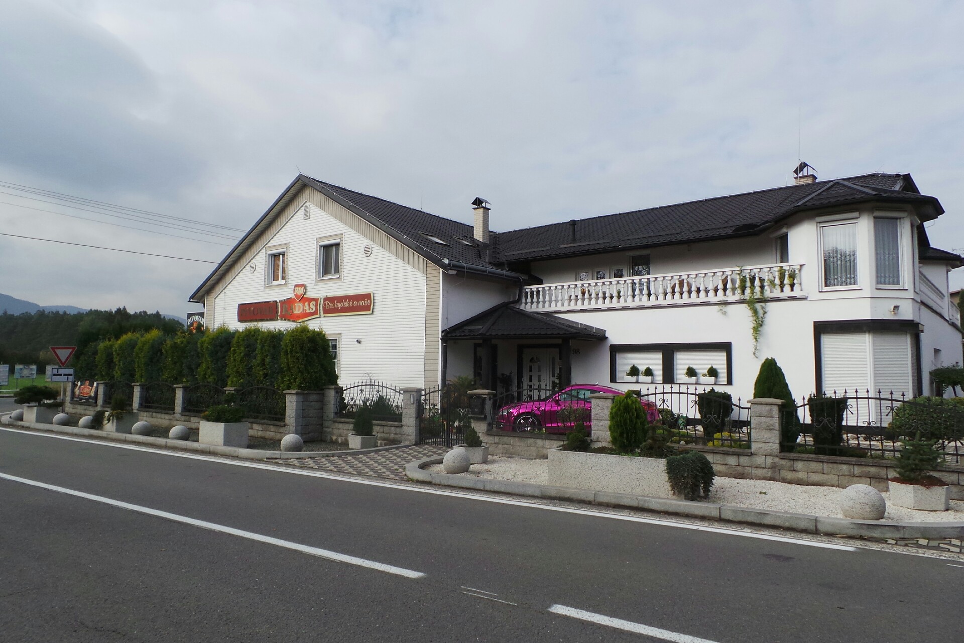 RADAS COLLECTION STIL, s.r.o.