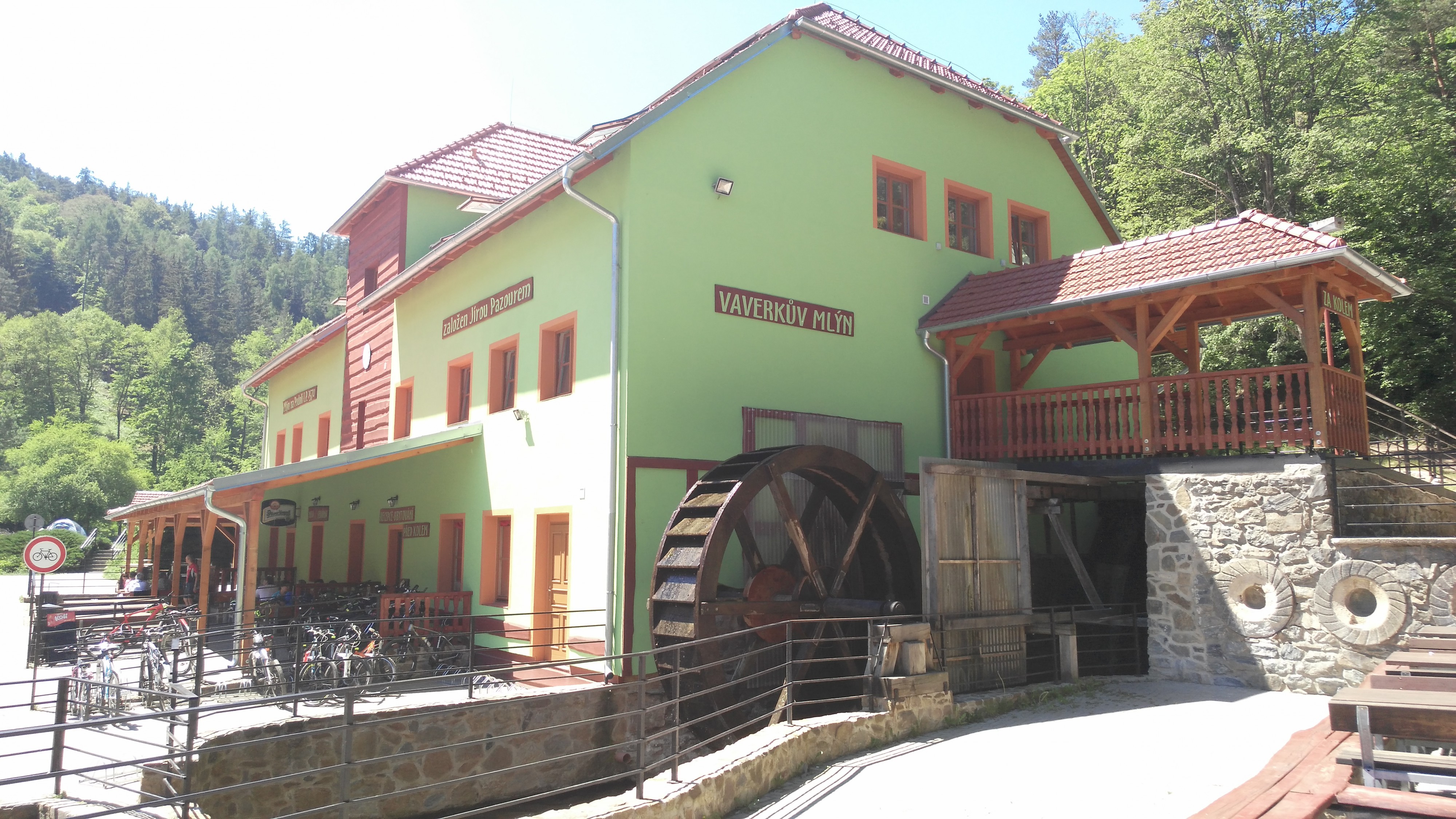 Rekreační středisko Hálův mlýn foto 2