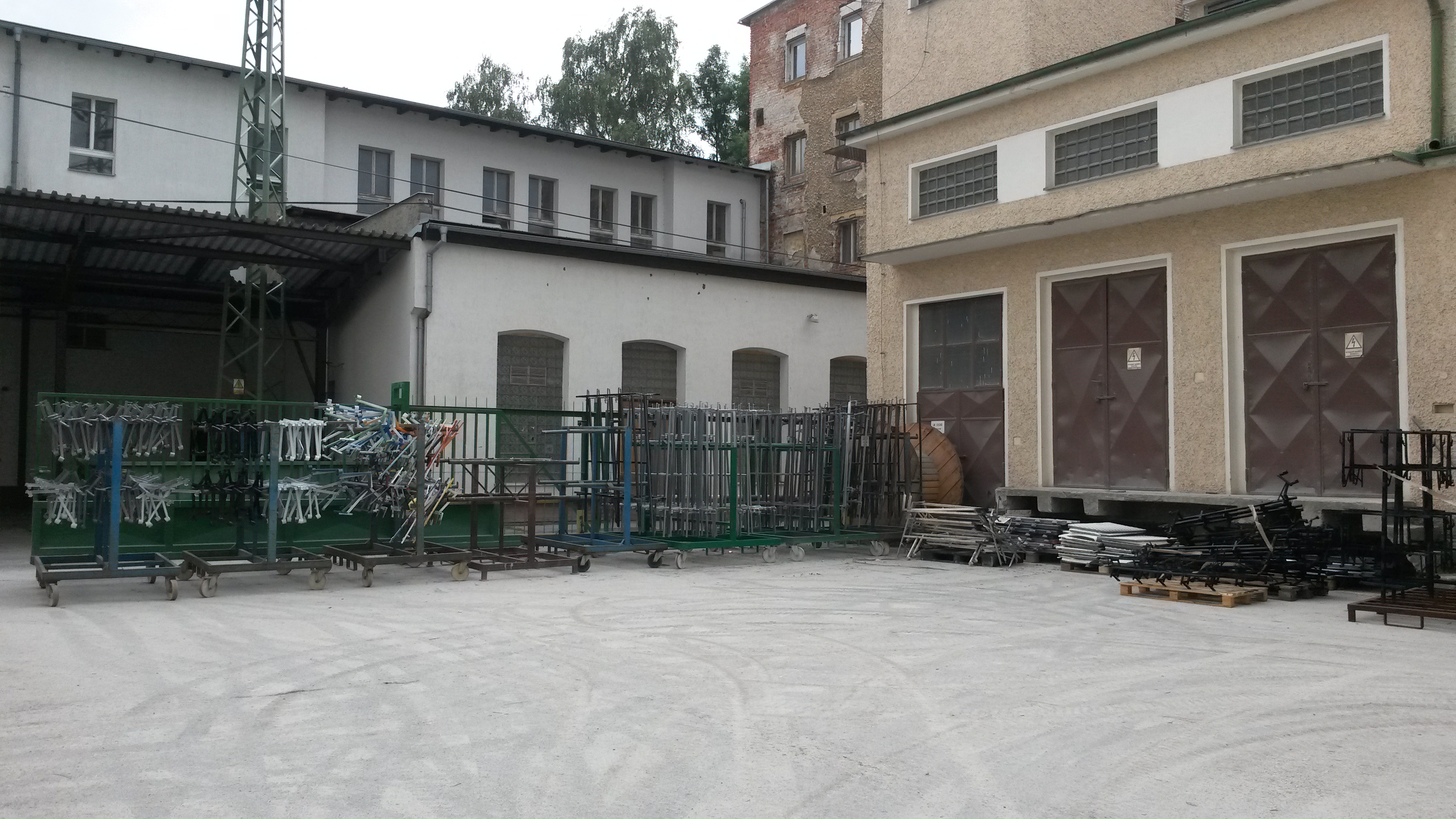 LIKTO, s.r.o. - povrchová úprava kovů foto 2