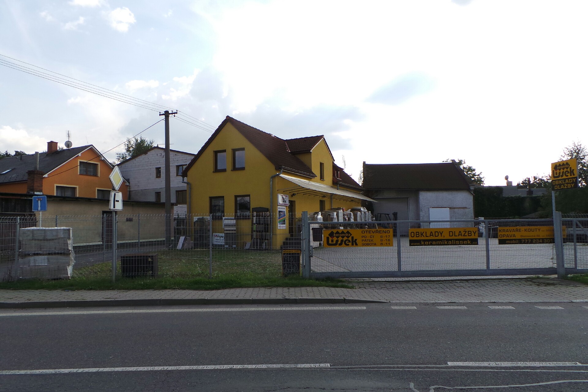 KERAMIKA LISSEK, s.r.o.