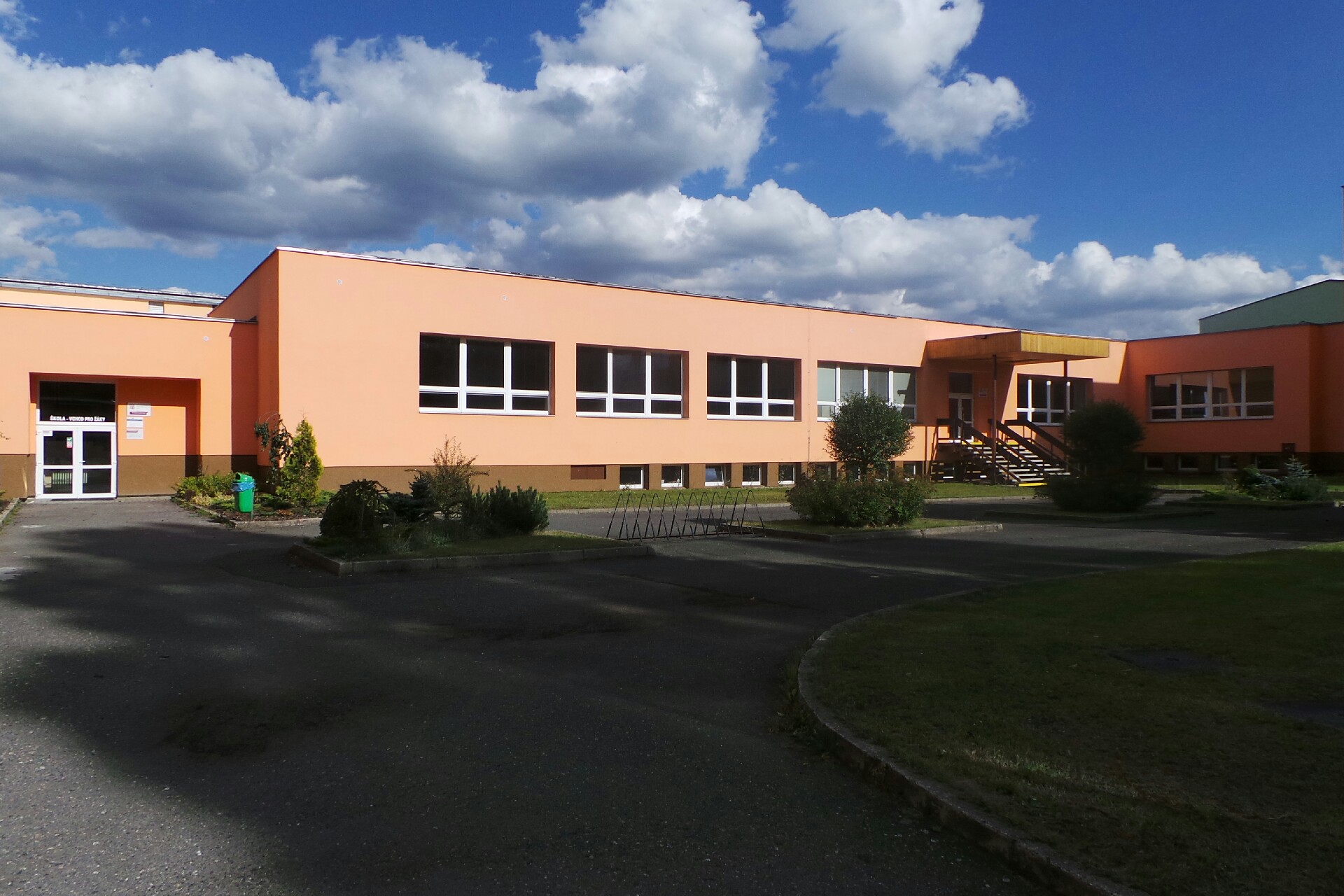 Střední odborná škola a Střední odborné učiliště Dubno