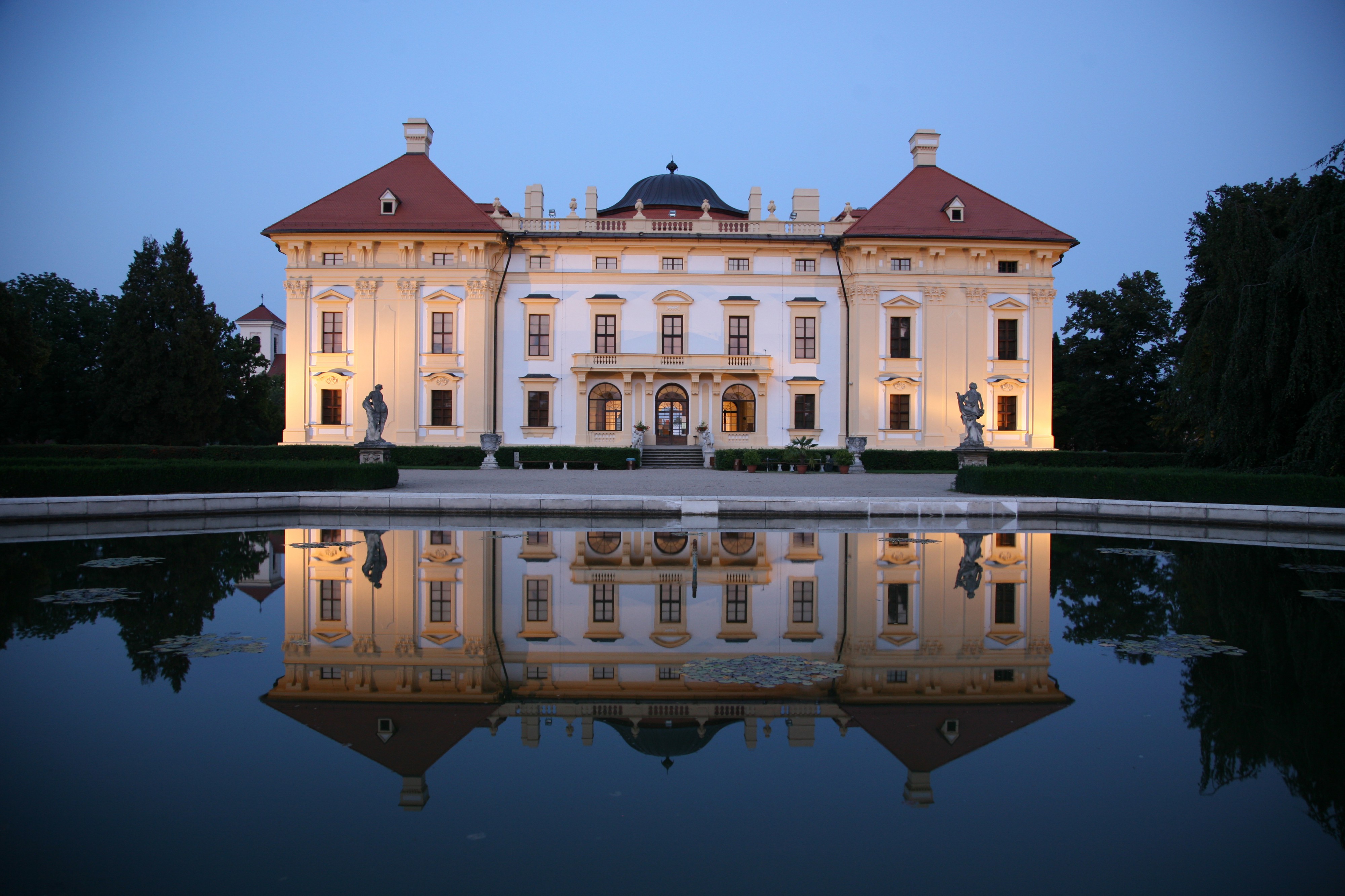 Slavkov u Brna - městský úřad foto 5