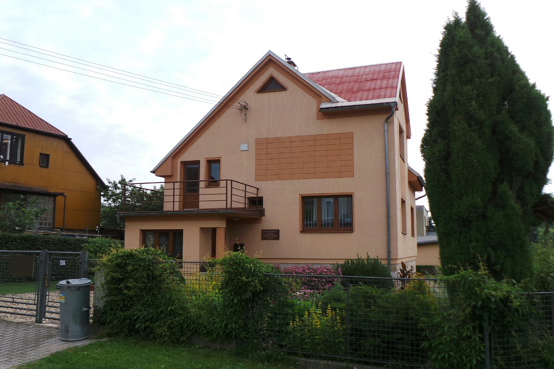 Mgr. Elena Ježková