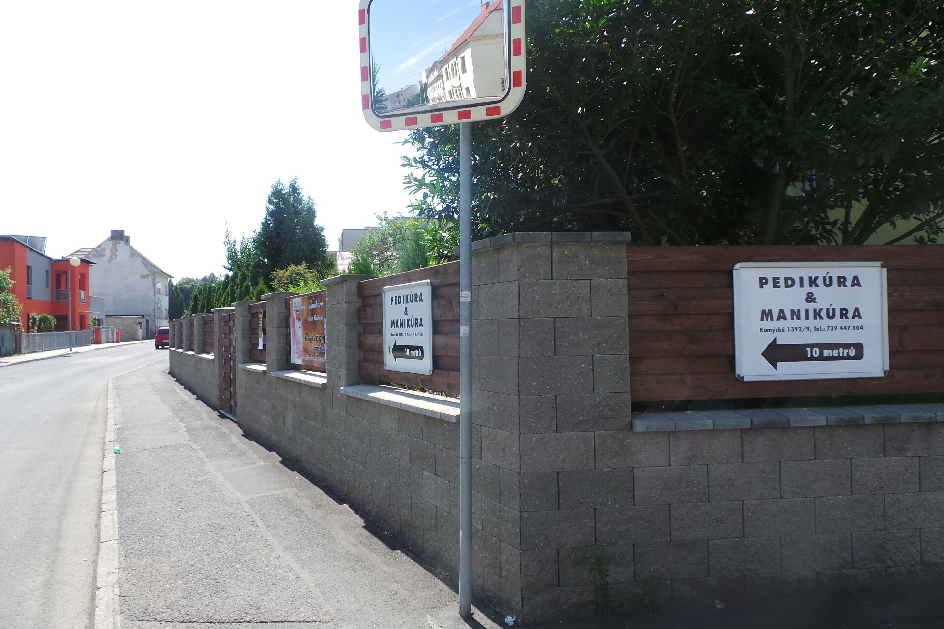 Věra Vaňková - Manikúra a pedikúra