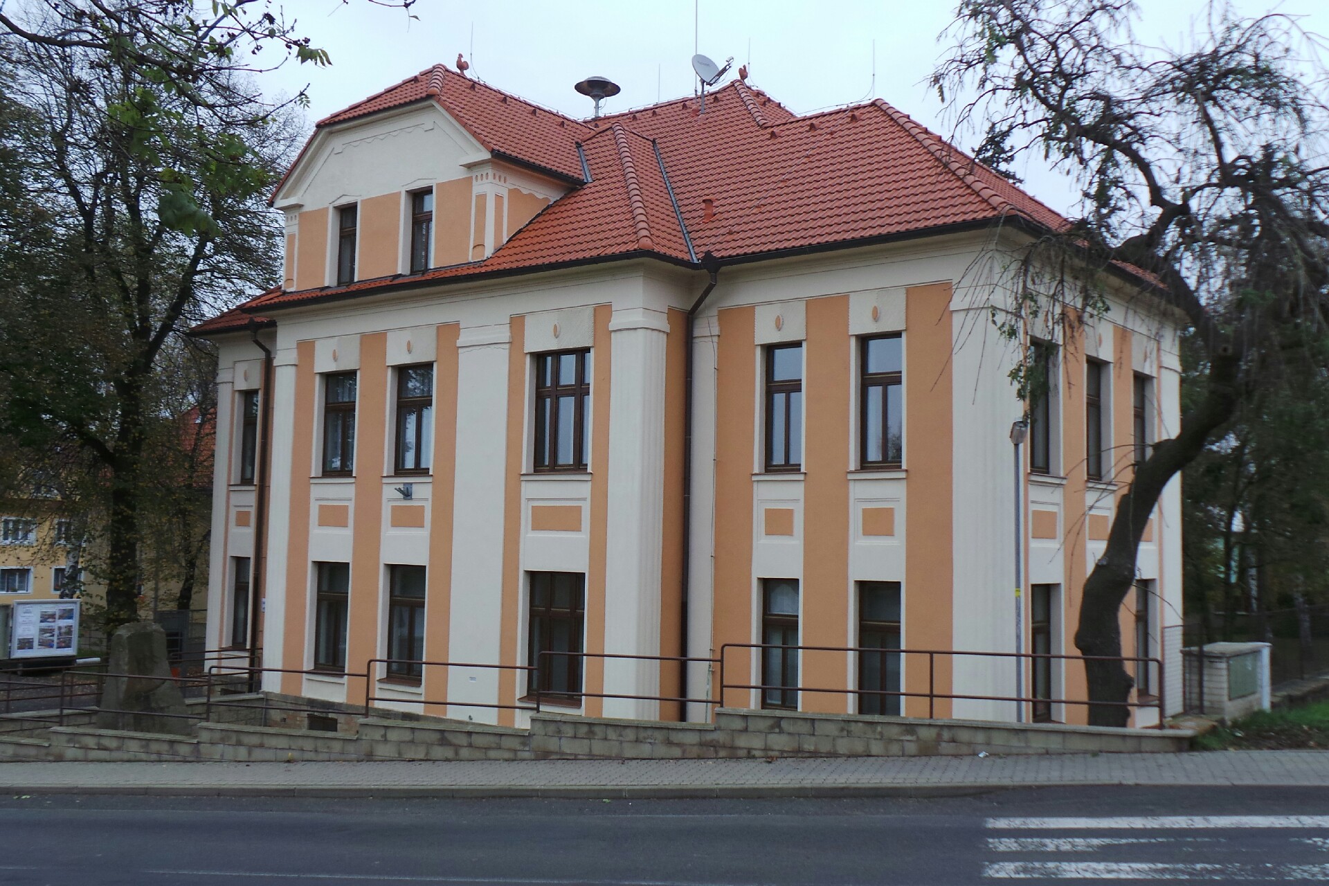 Mšené-lázně - obecní úřad