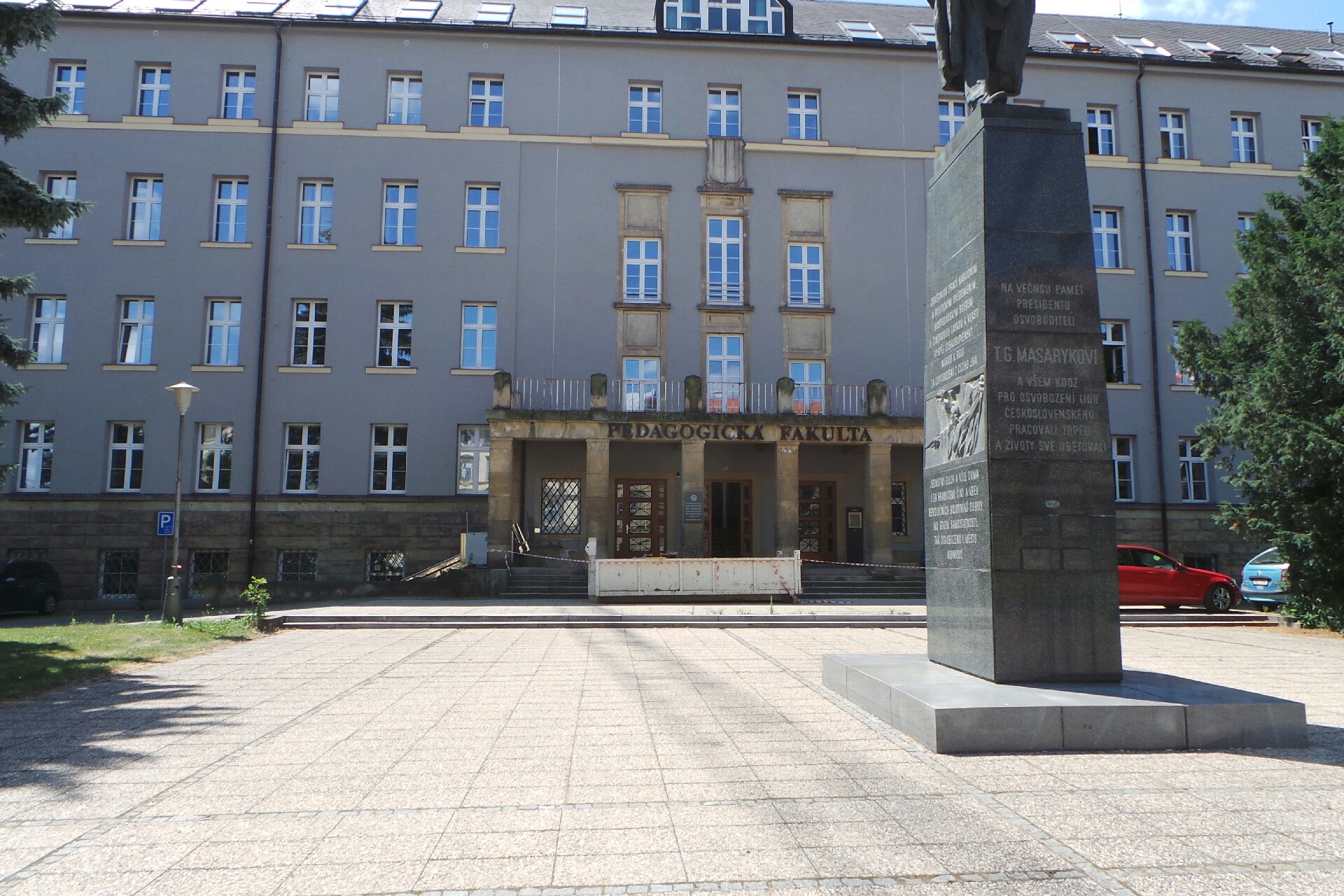 Univerzita Palackého v Olomouci - Ústav speciálněpedagogických studií Pedagogické fakulty