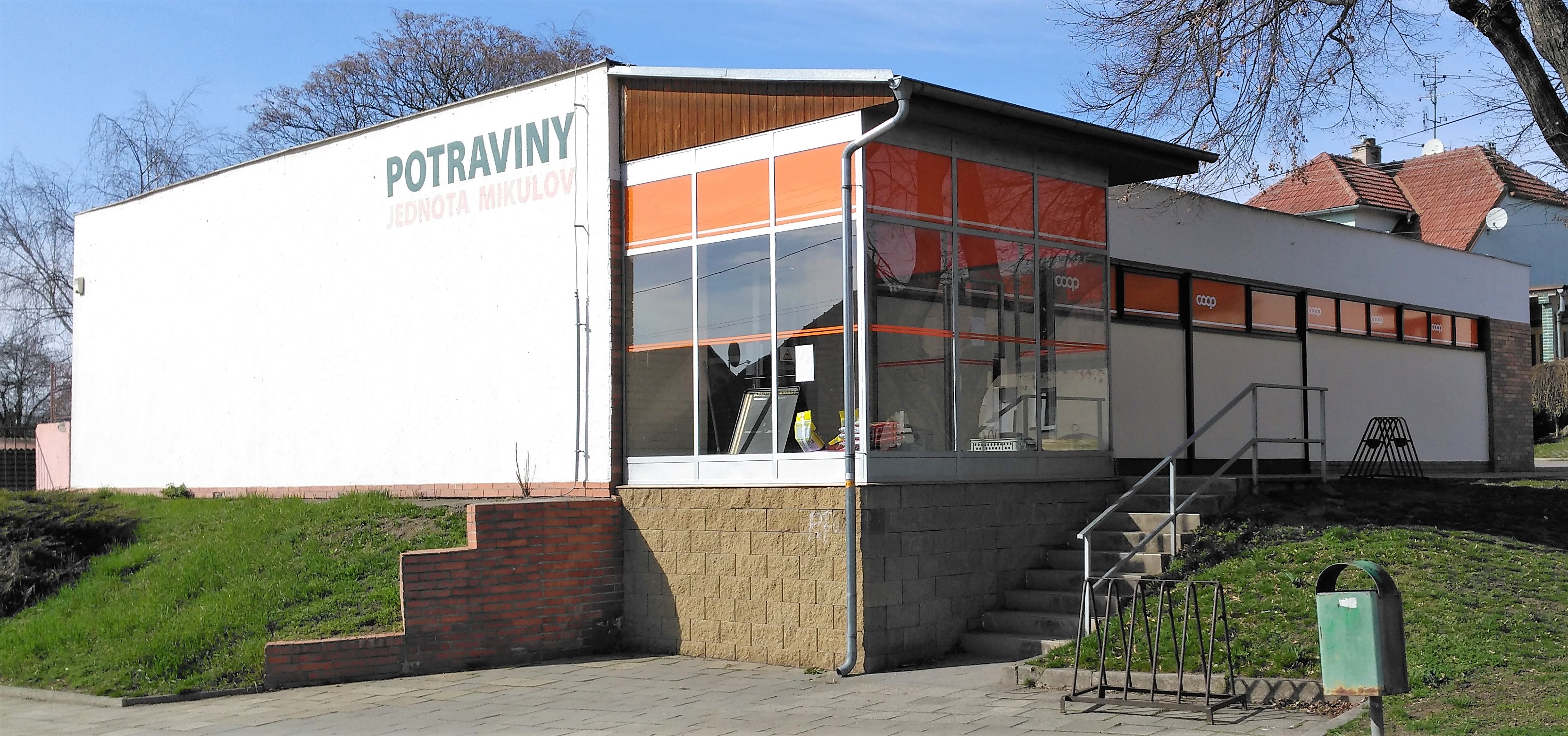 COOP - Jednota, spotřební družstvo v Mikulově foto 2