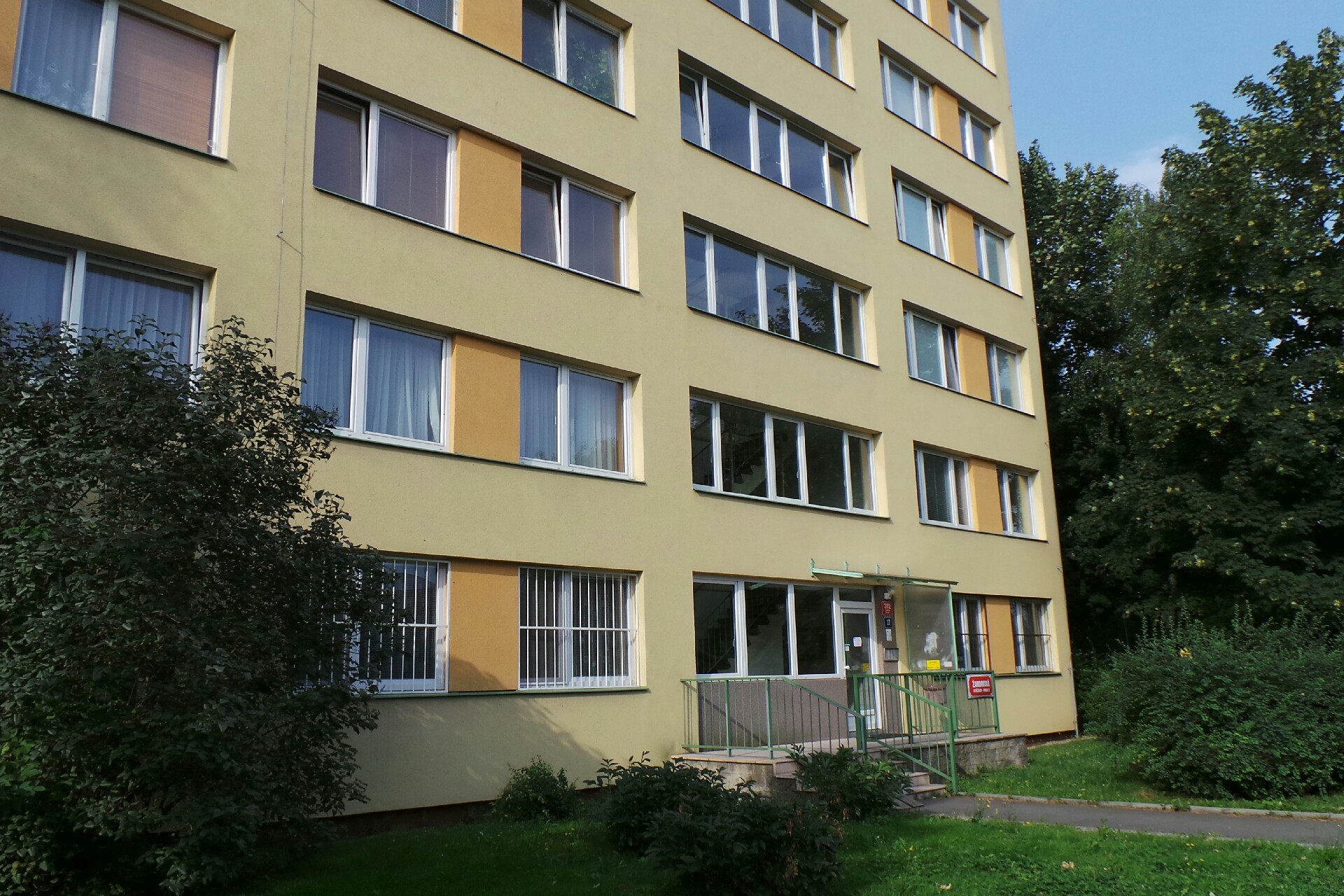 Společenství vlastníků jednotek domu Žandovská 302 - 310 Praha 9