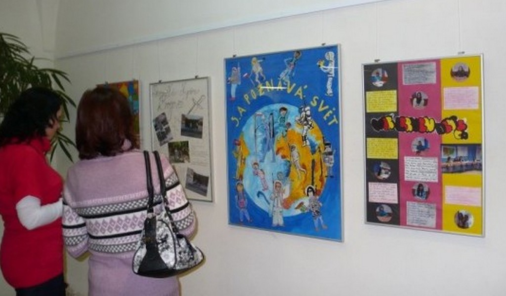 Základní škola a Mateřská škola Vyškov, Letní pole foto 5