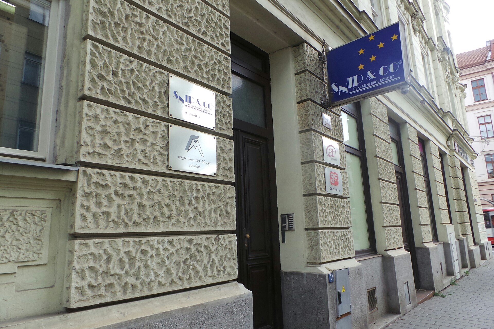 SNIP & CO, reklamní společnost, spol. s r.o.