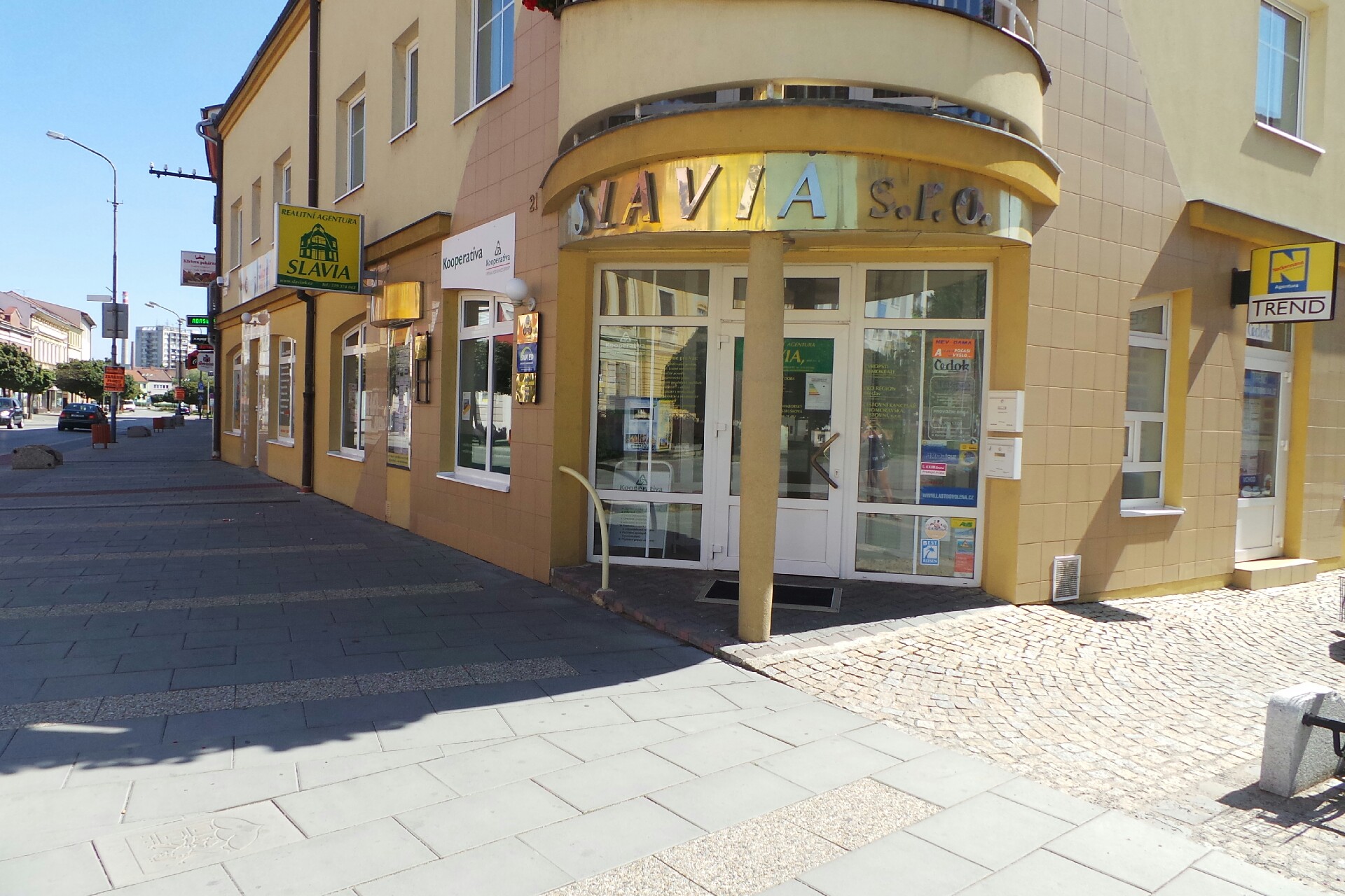 SLAVIA, spol. s r.o.