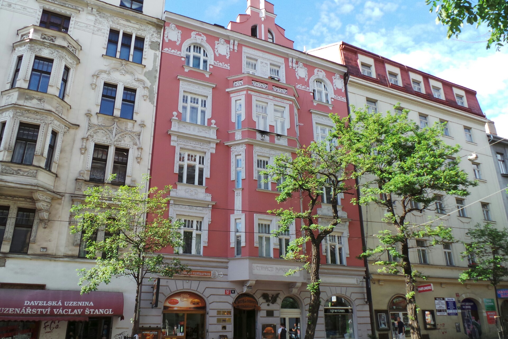 10:15 Entertainment, s.r.o. foto 1