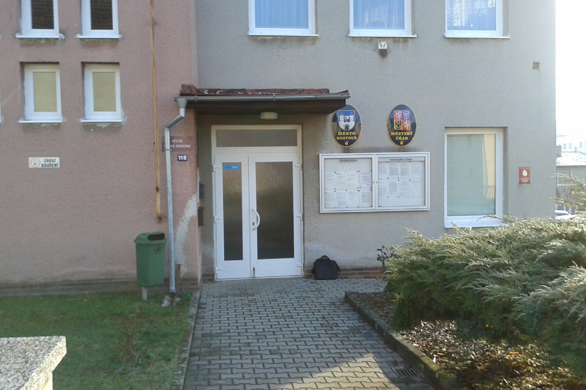 Místní knihovna Hostouň