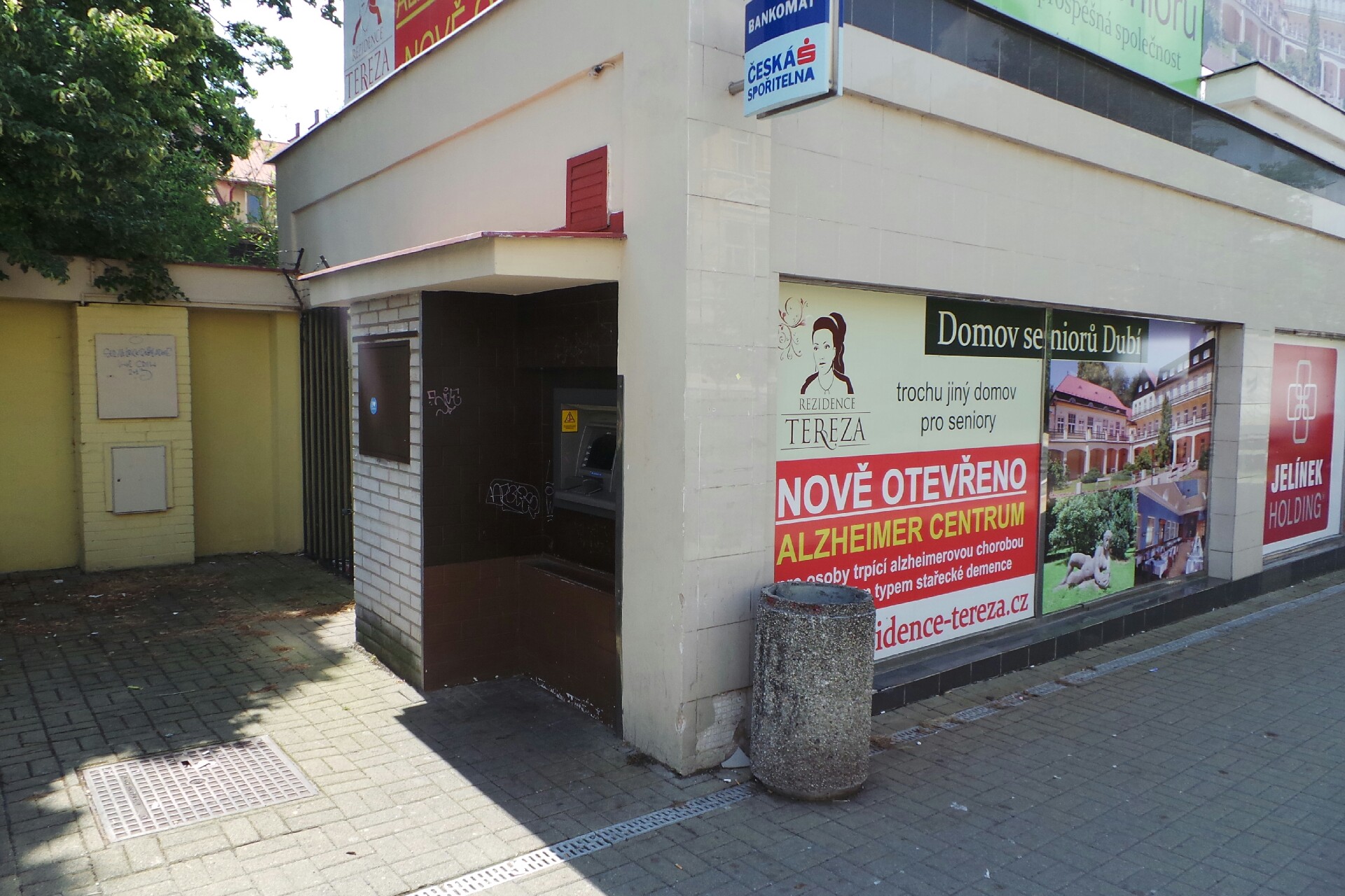 Bankomat České spořitelny foto 1