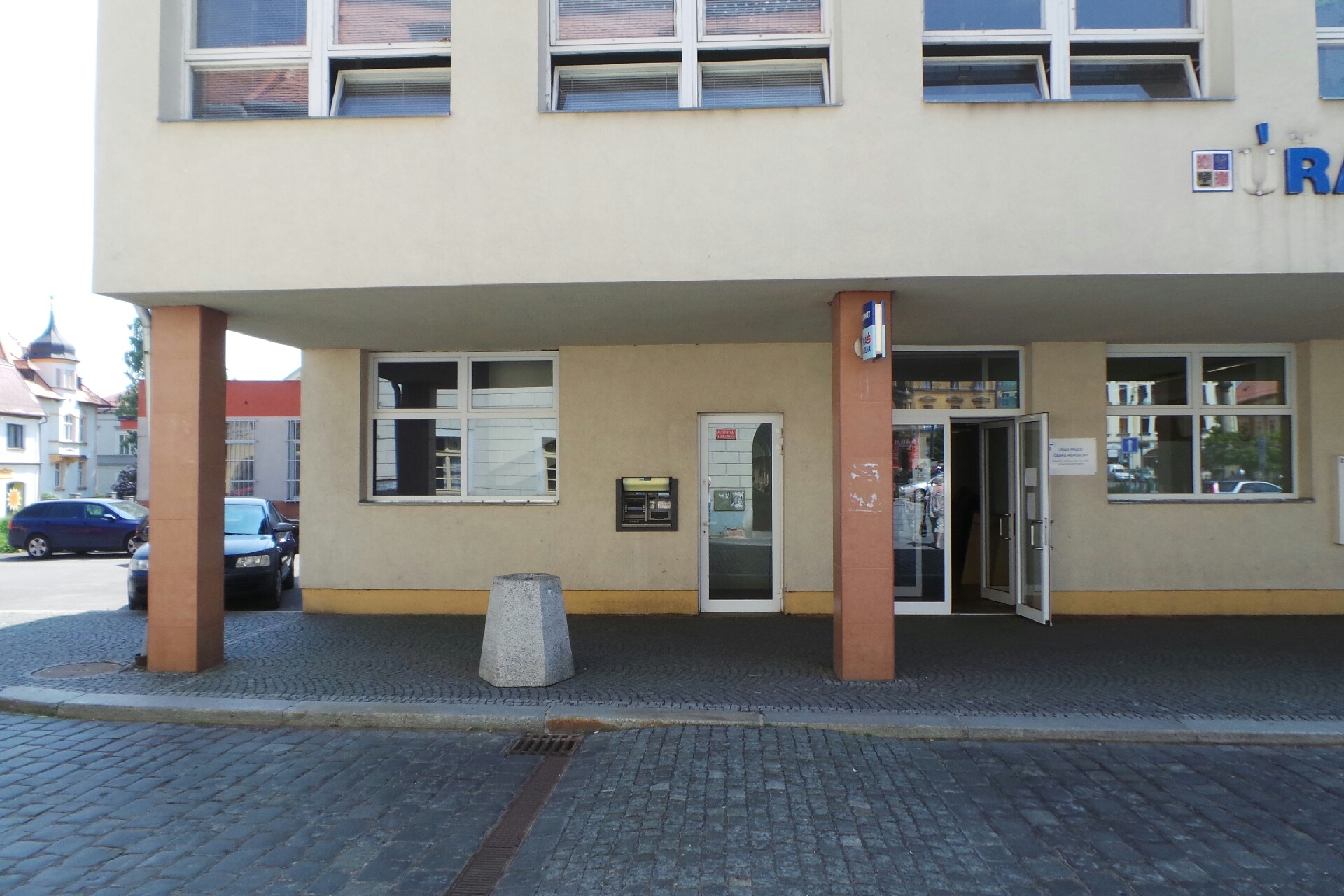 Bankomat České spořitelny foto 1