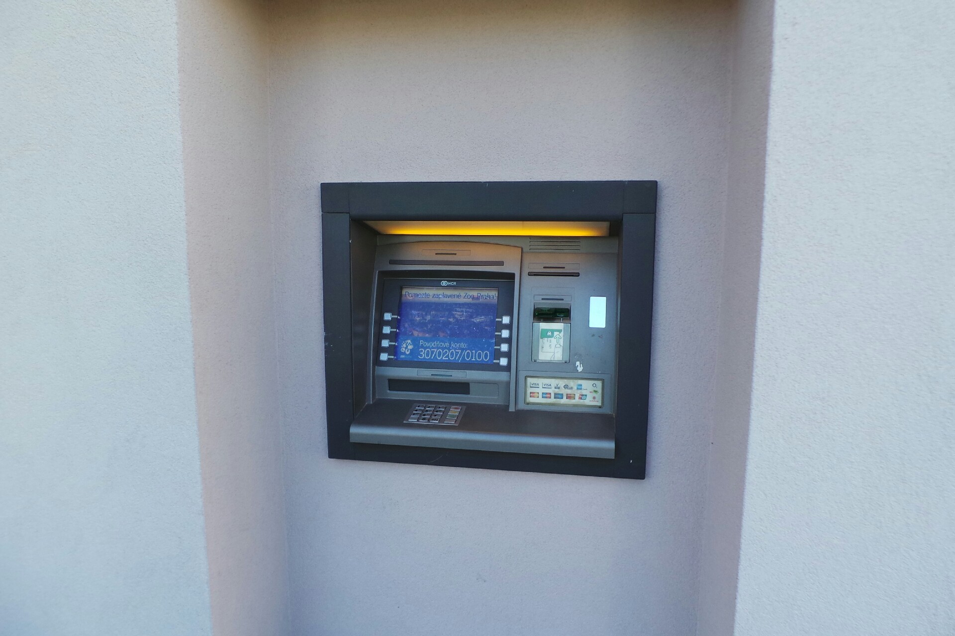 Bankomat Komerční banky