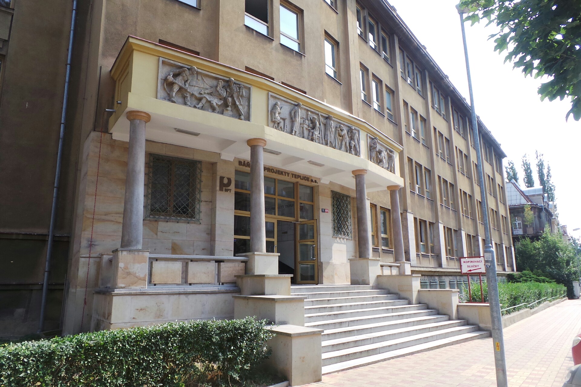 RNDr. Jana Boršiová